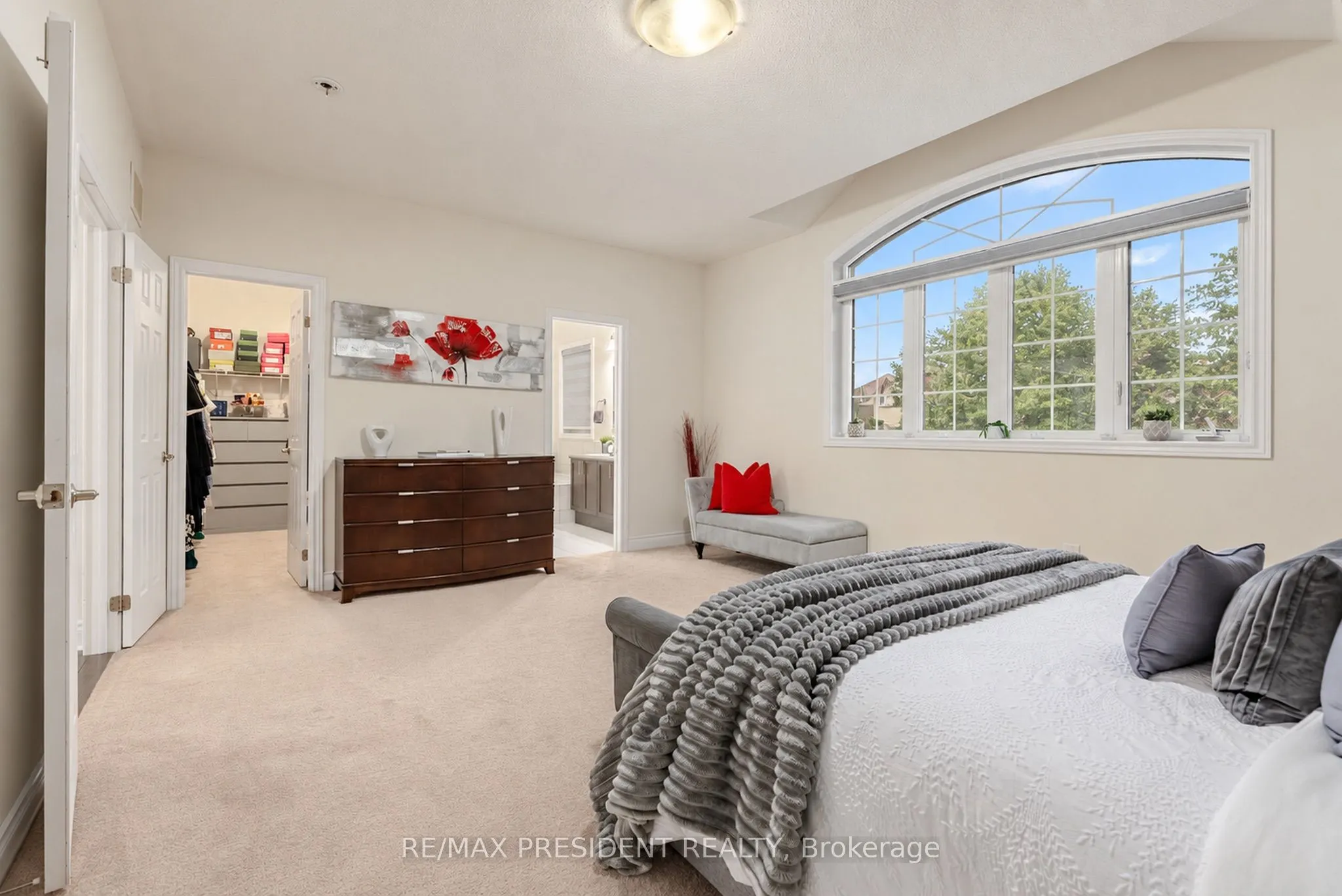 31 Monarch Drive