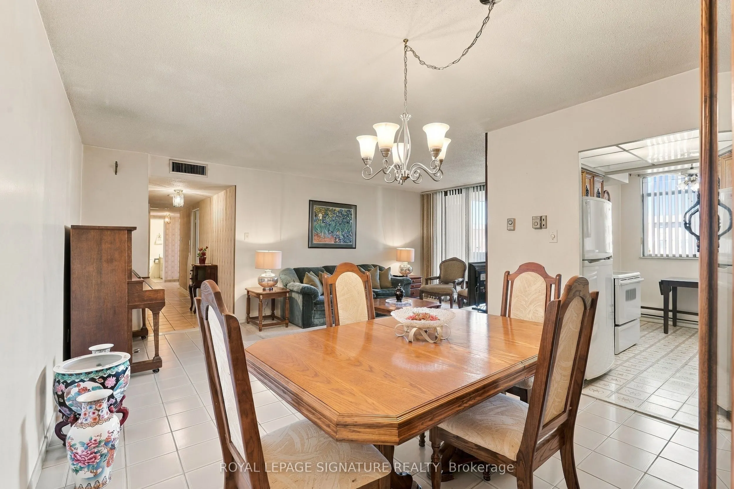 2645 Jane Street #539
