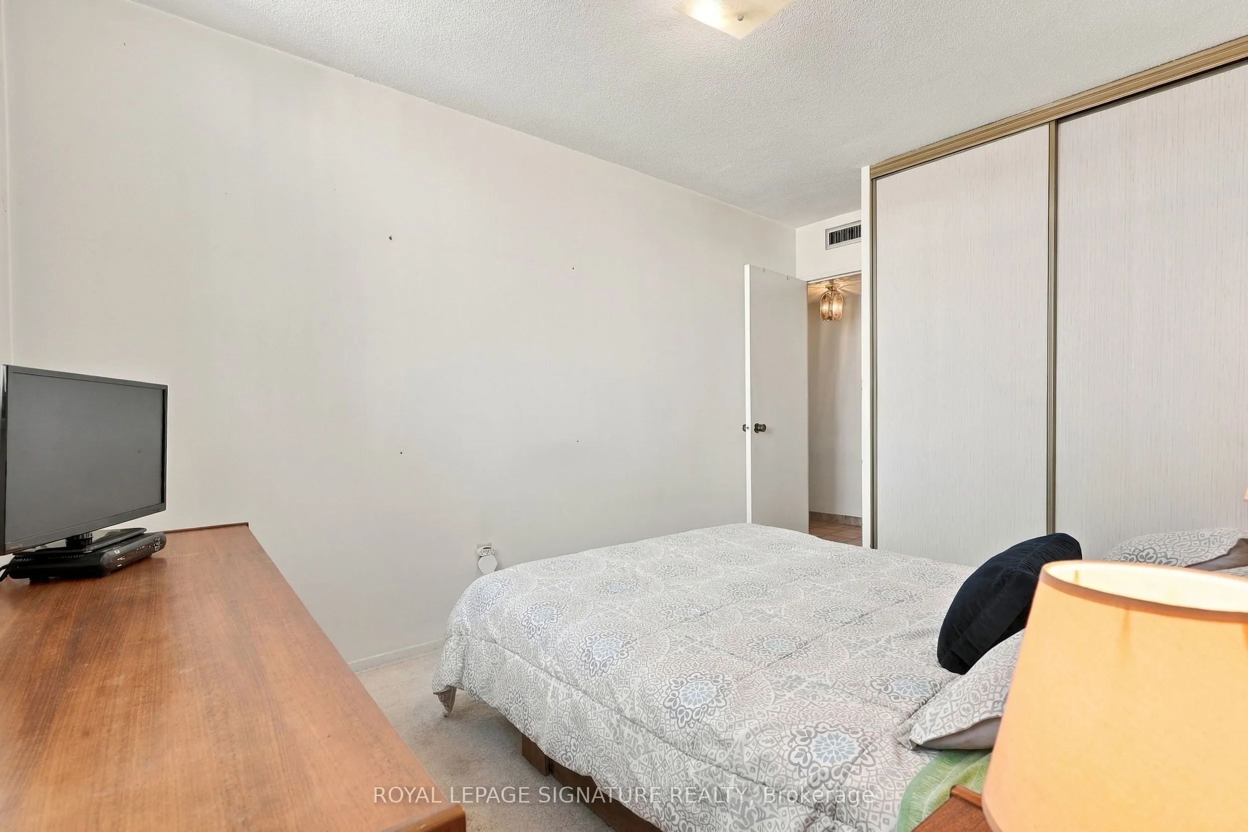 2645 Jane Street #539