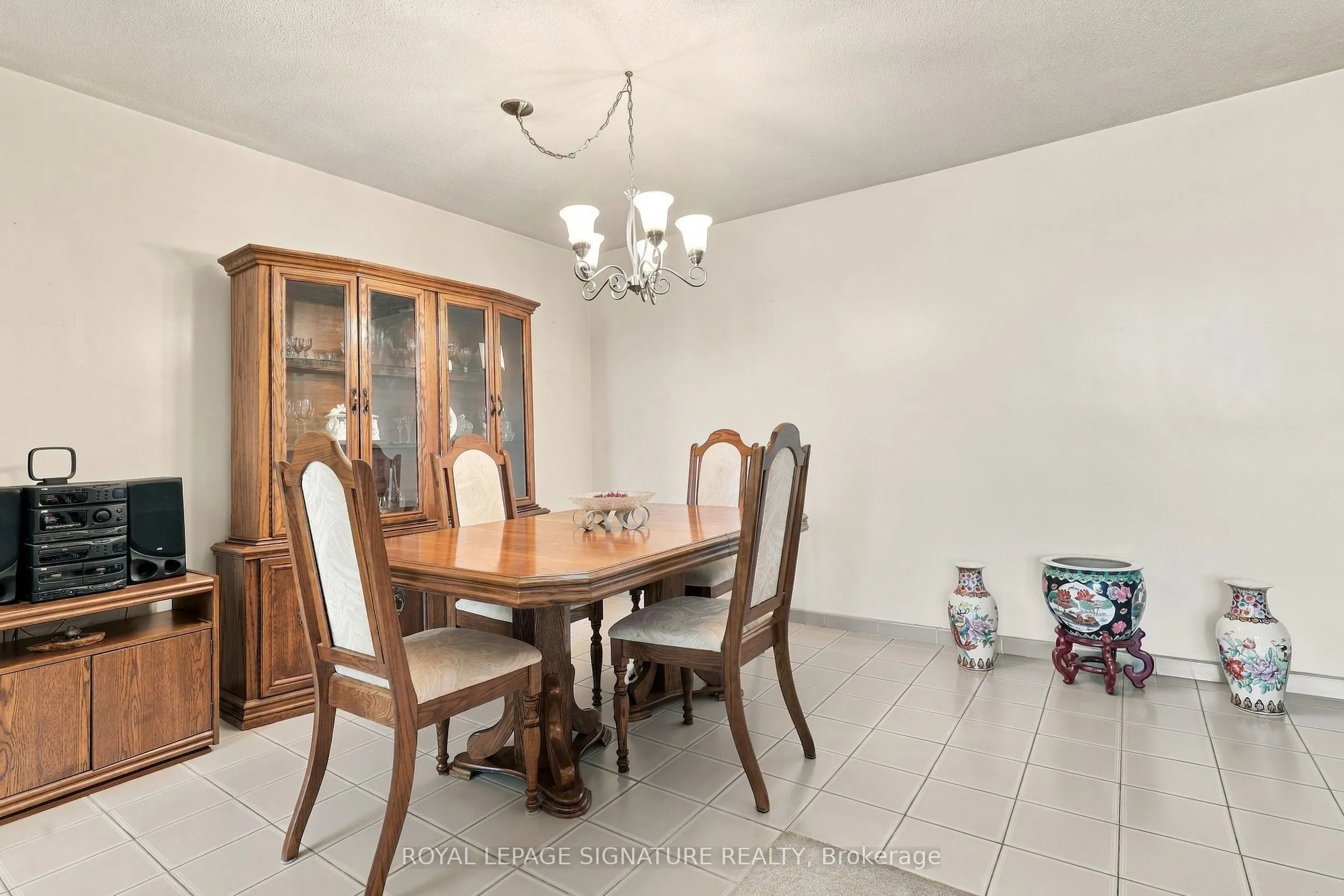 2645 Jane Street #539