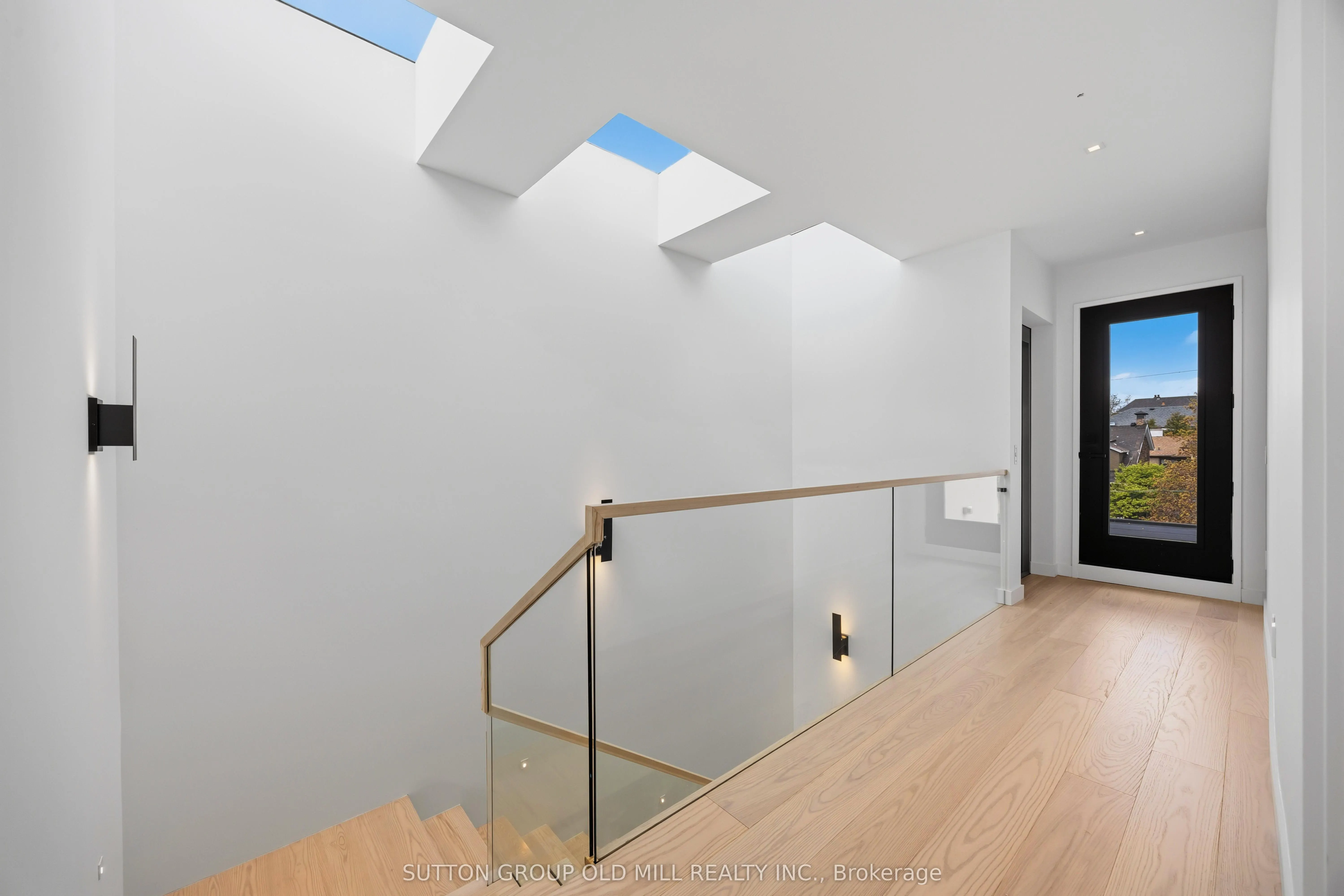 89 Regal Road