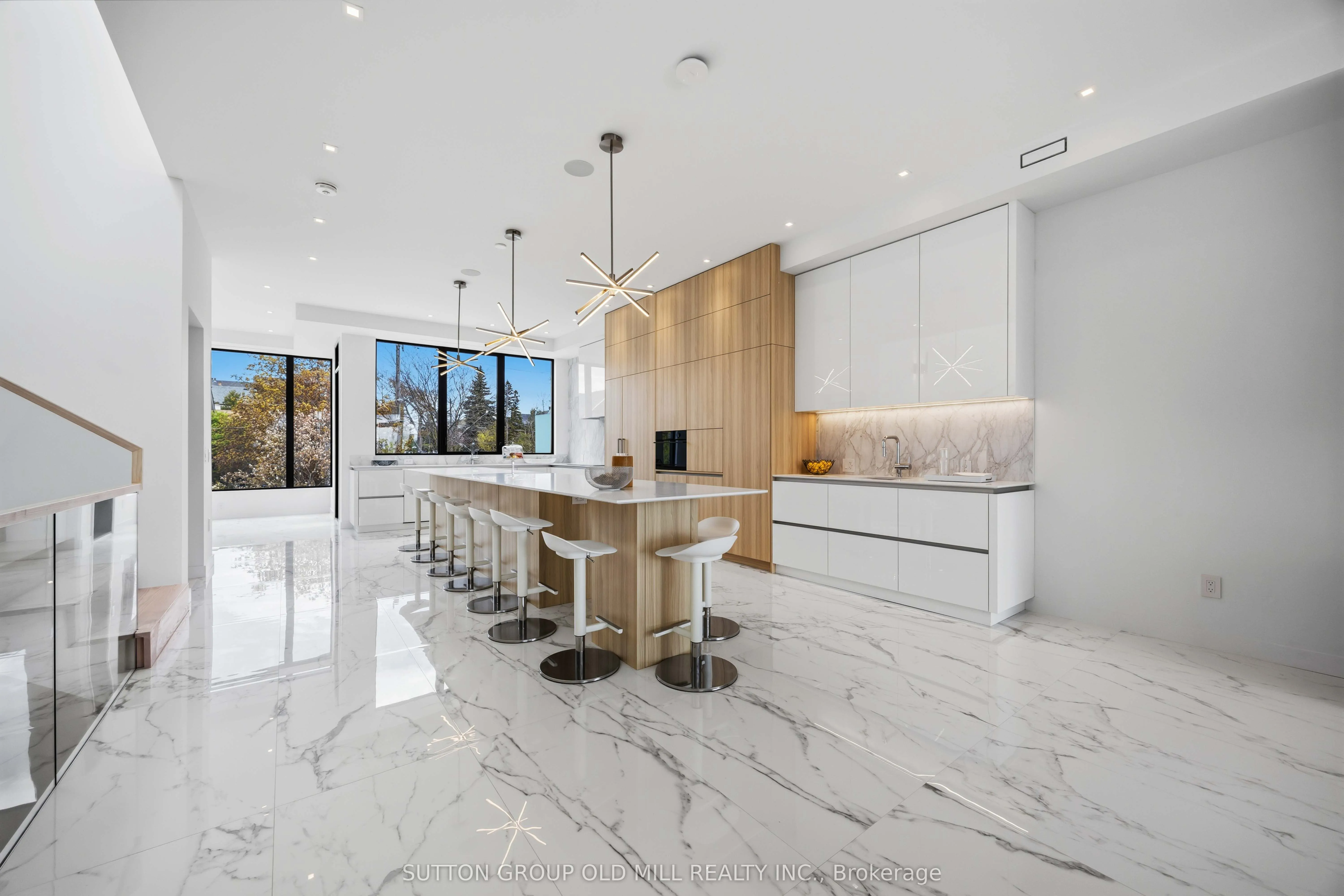 89 Regal Road