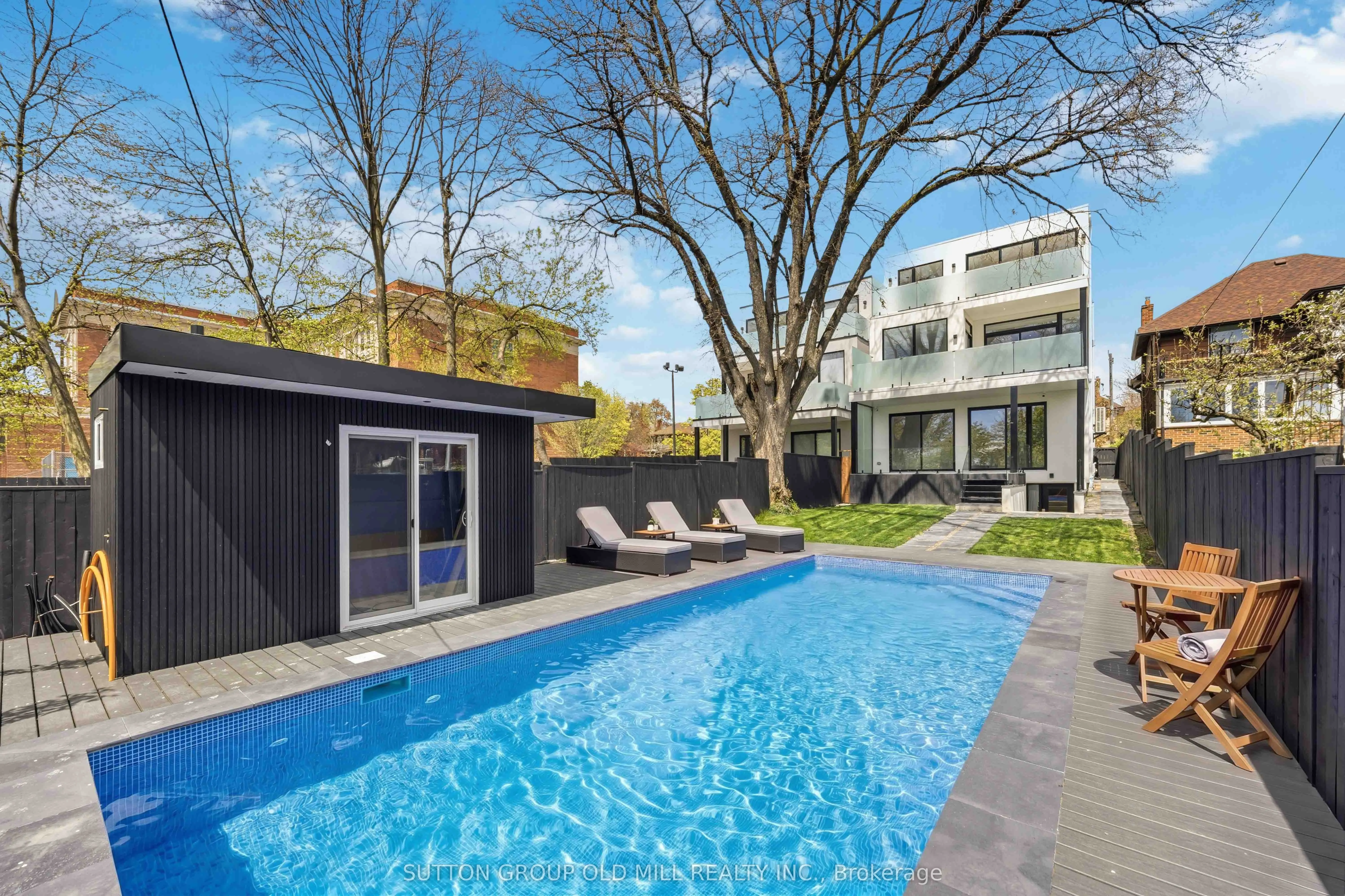 89 Regal Road