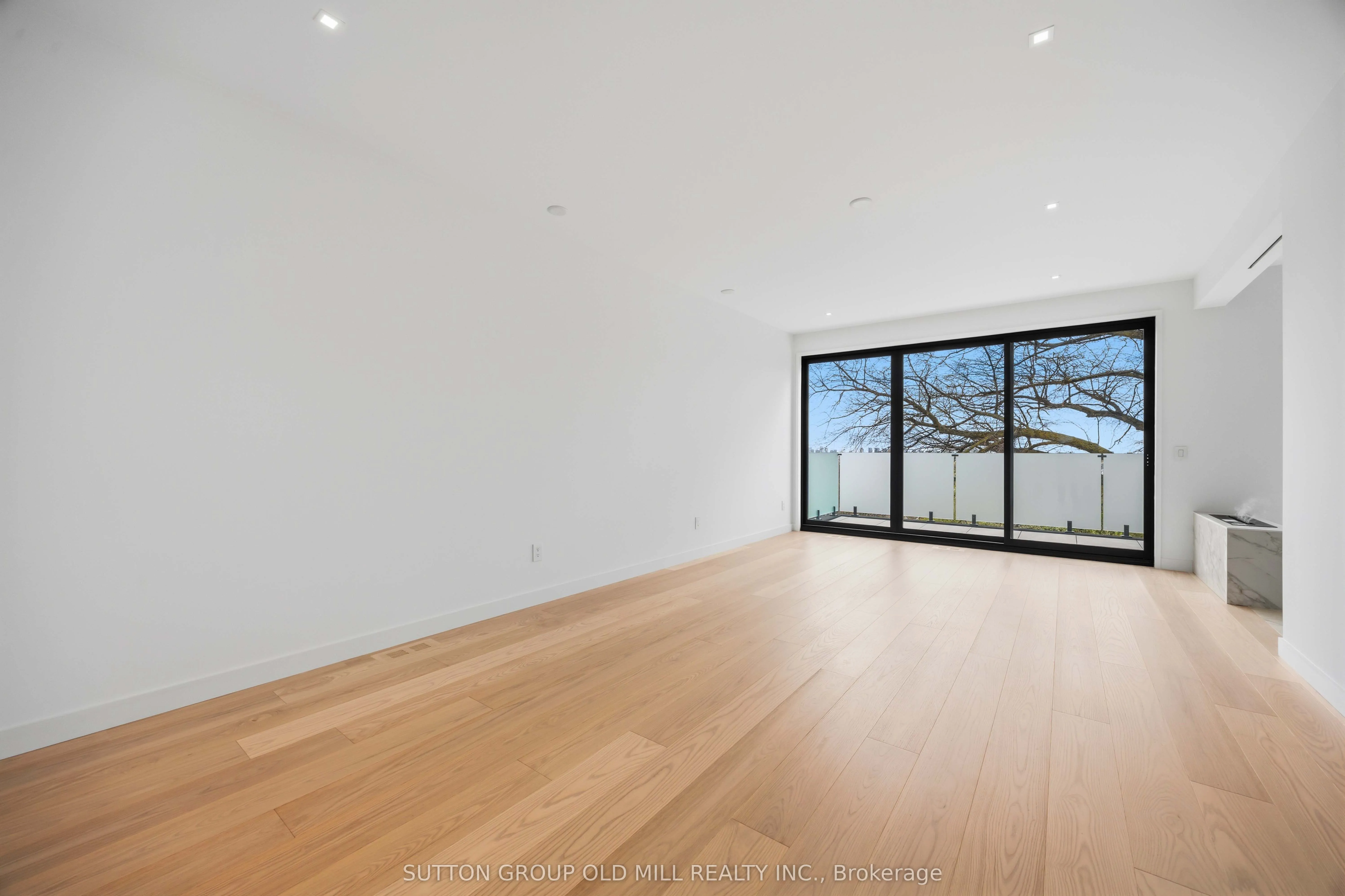 89 Regal Road