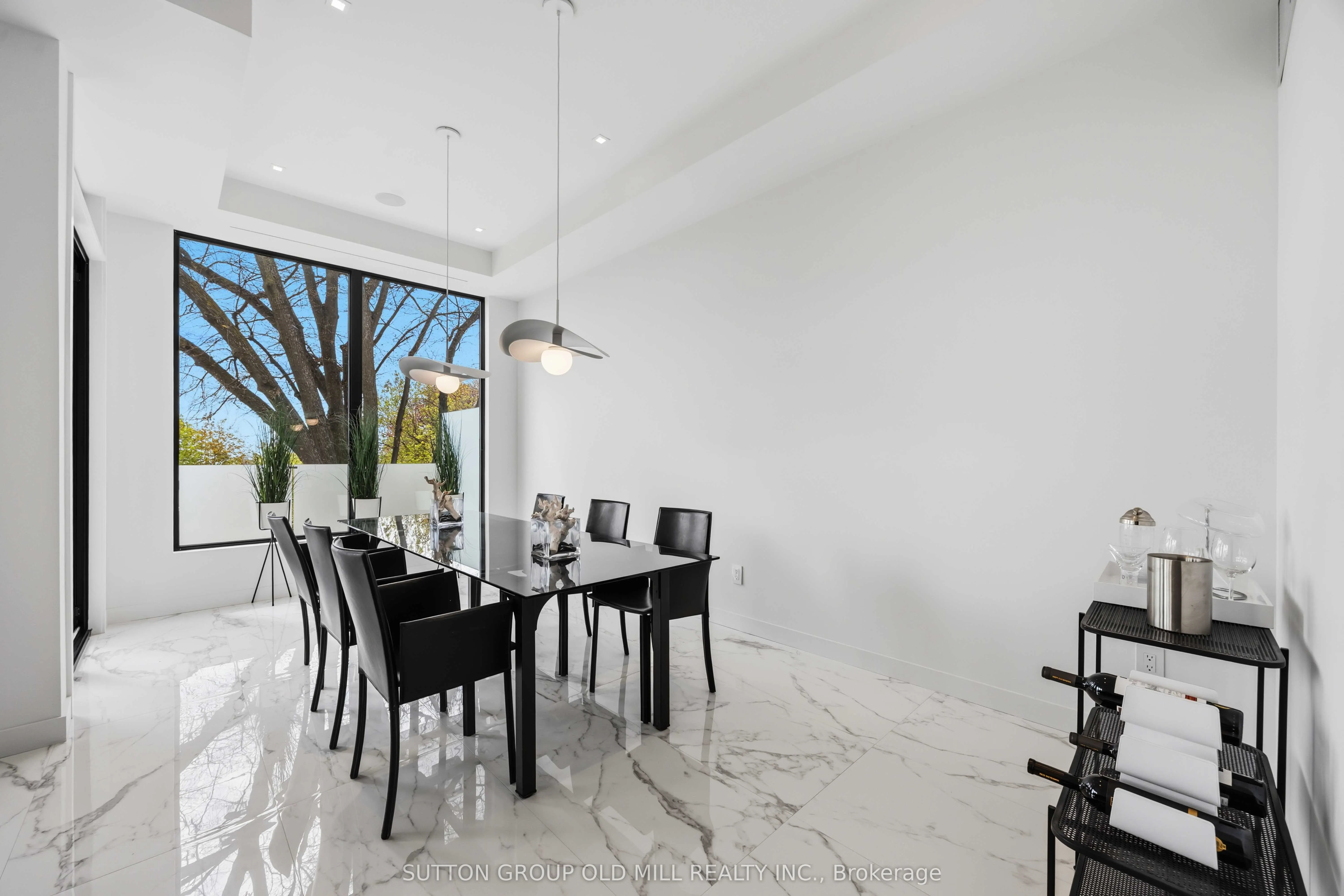 89 Regal Road