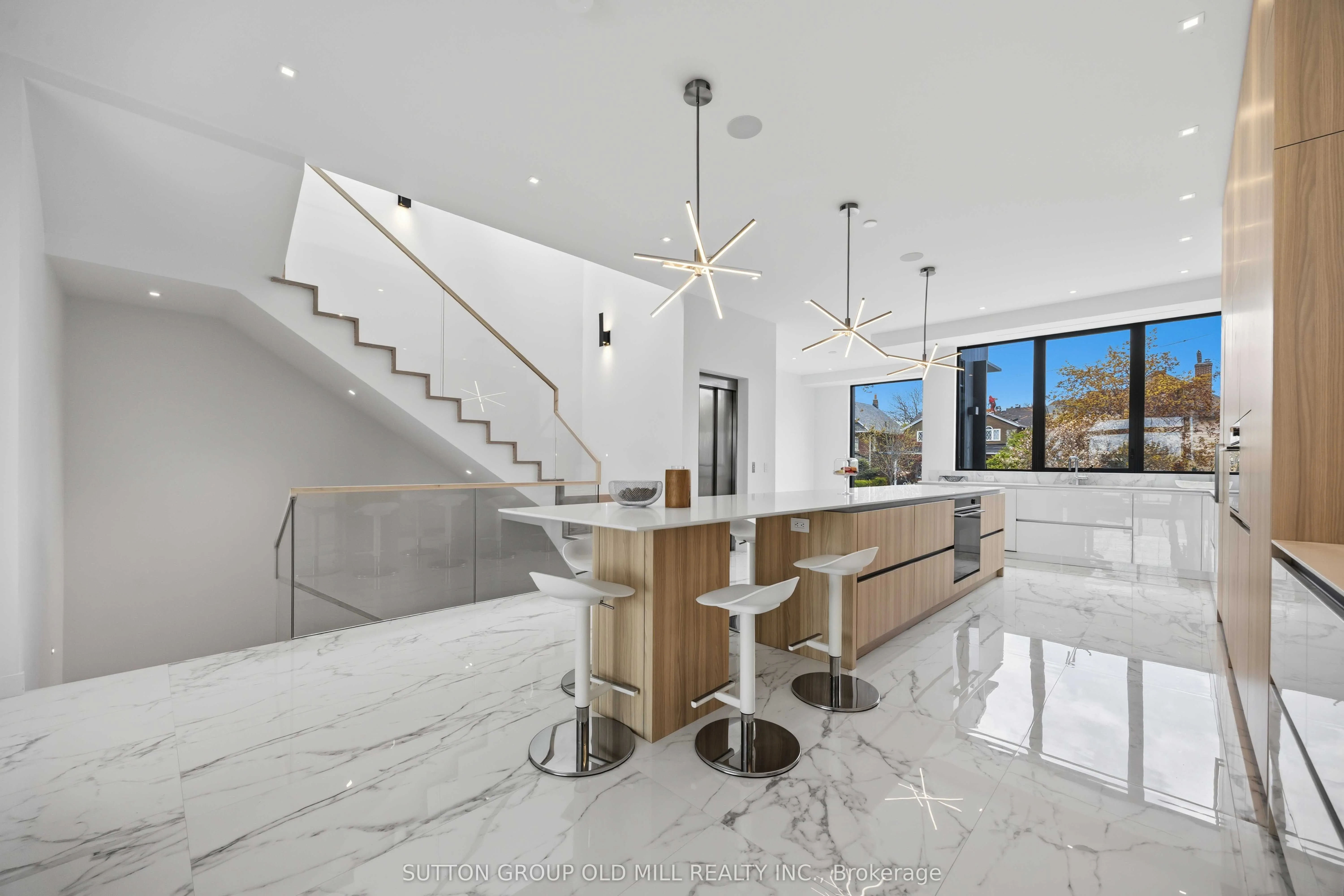 89 Regal Road