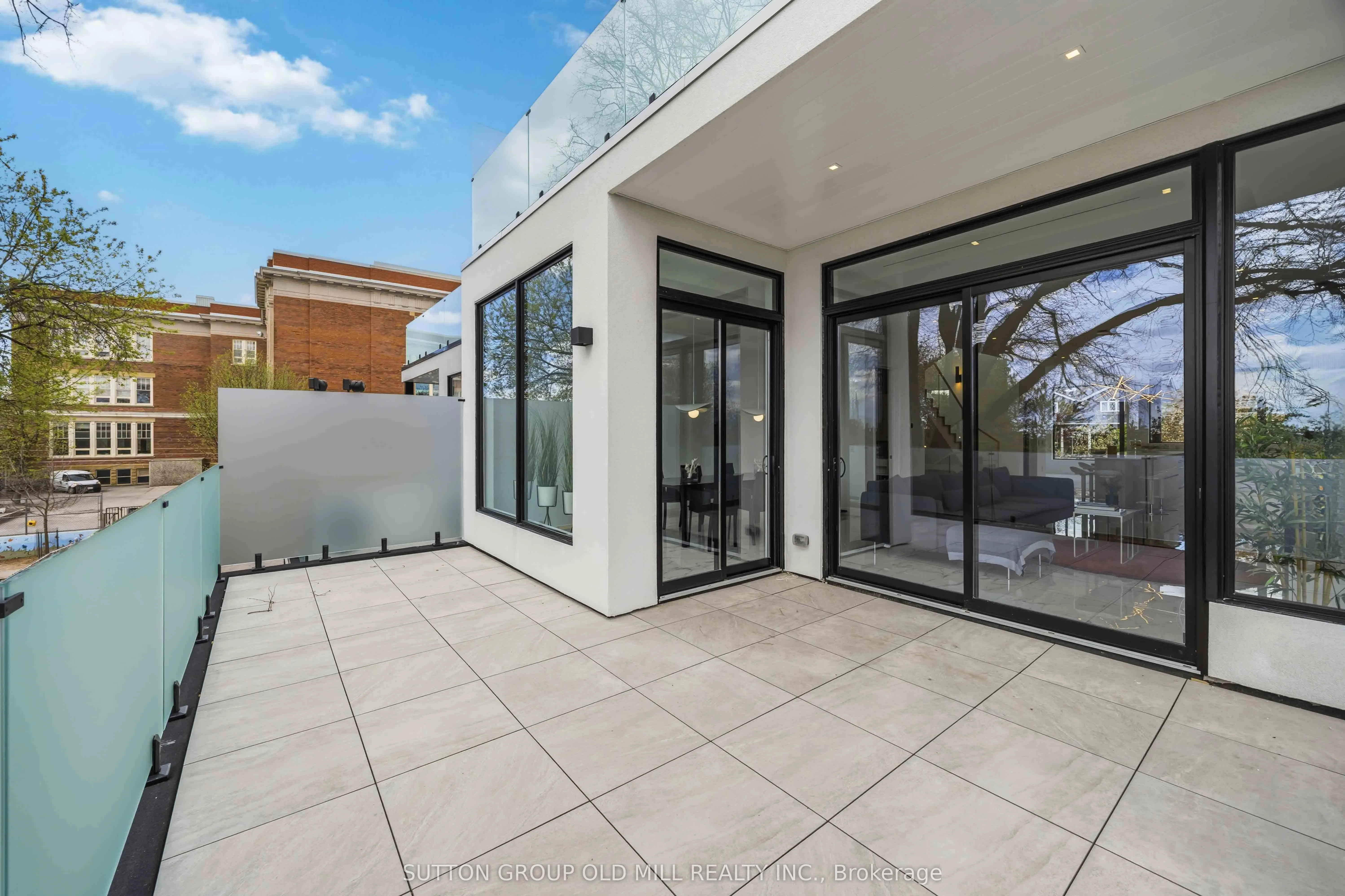 89 Regal Road
