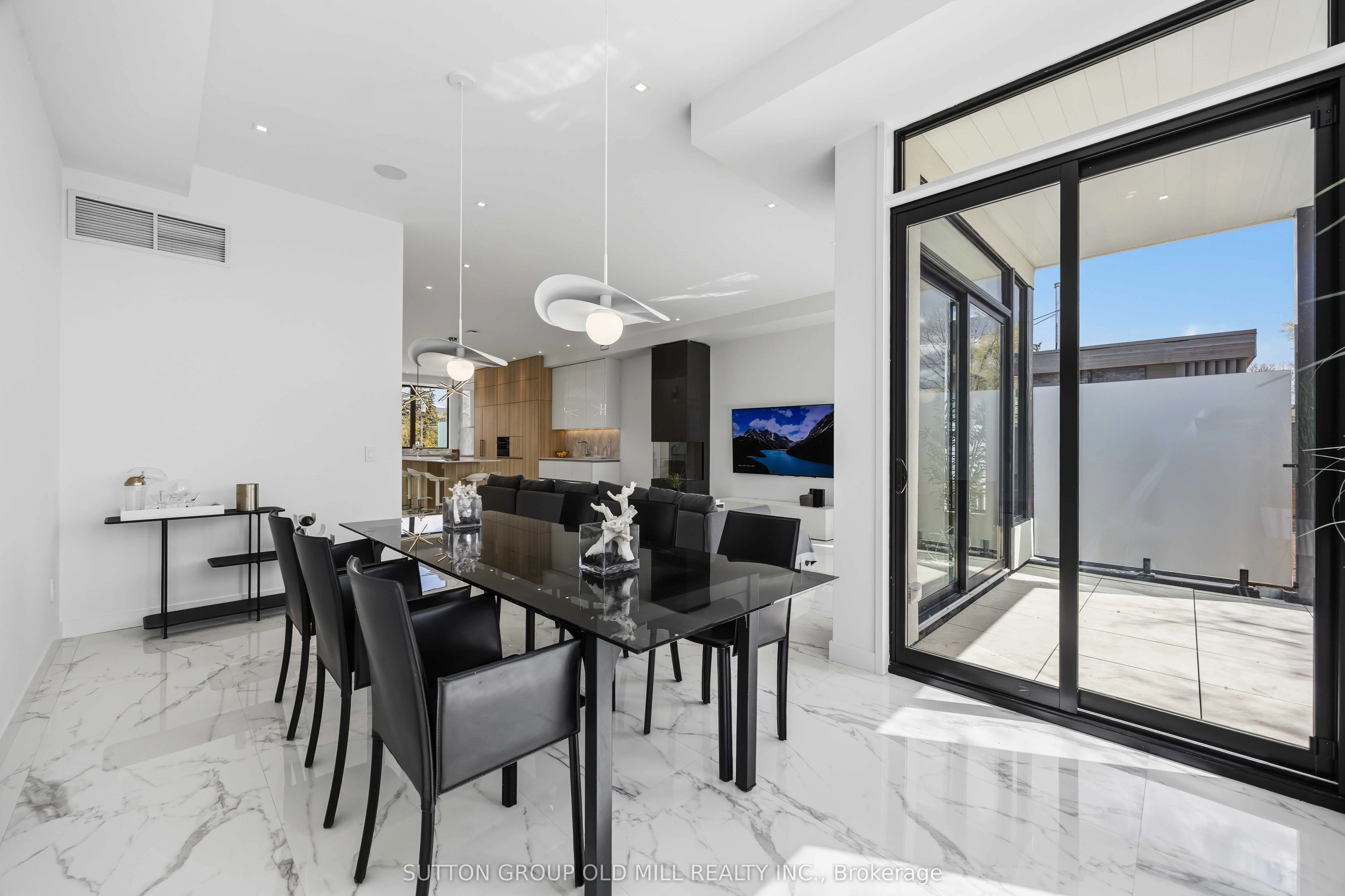 89 Regal Road