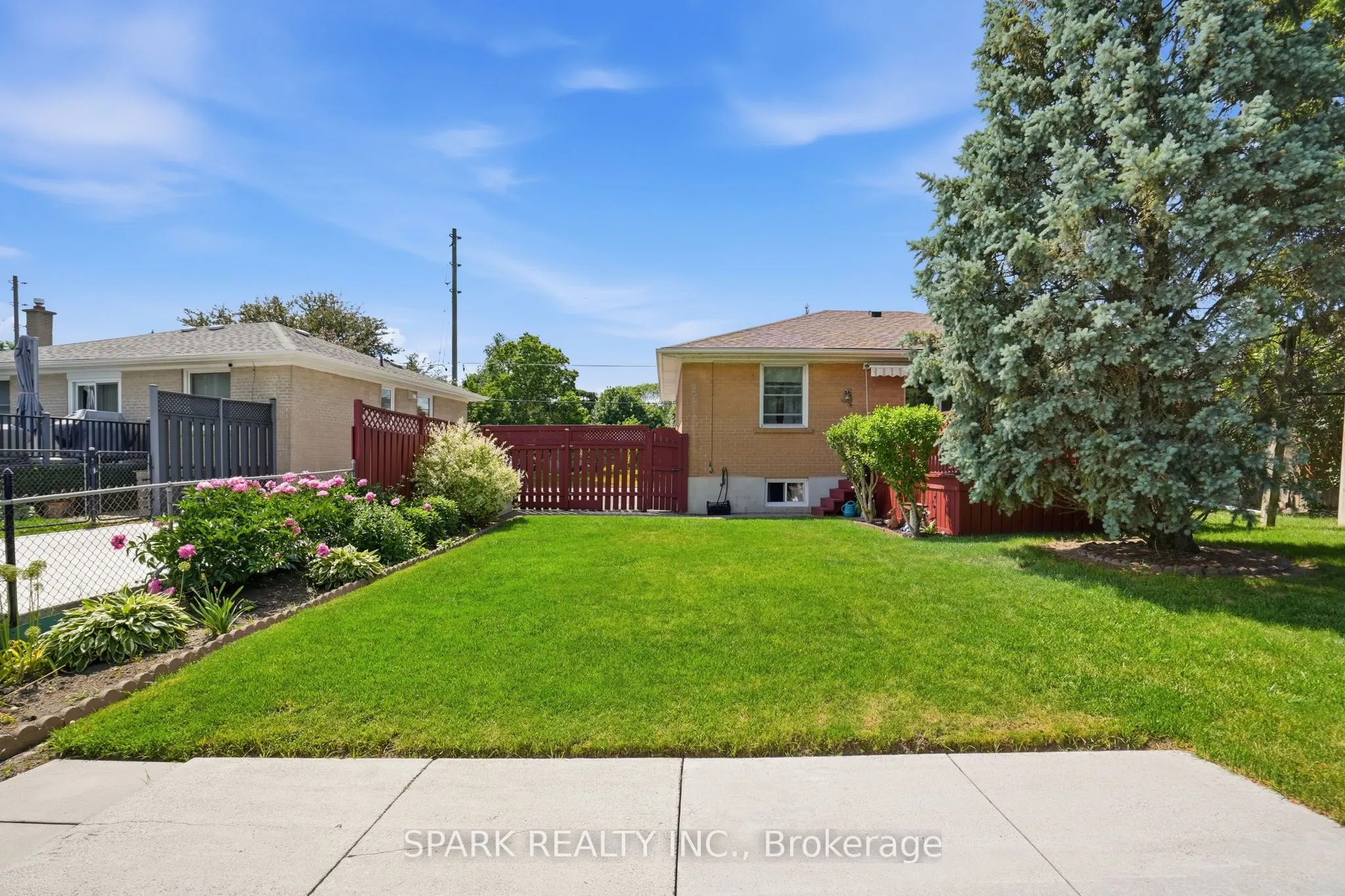 416 Delrex Boulevard