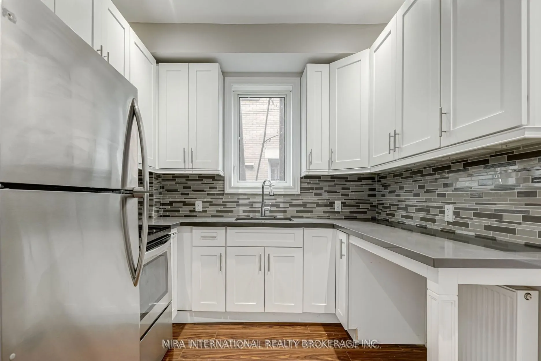 11 Laxton Avenue #101