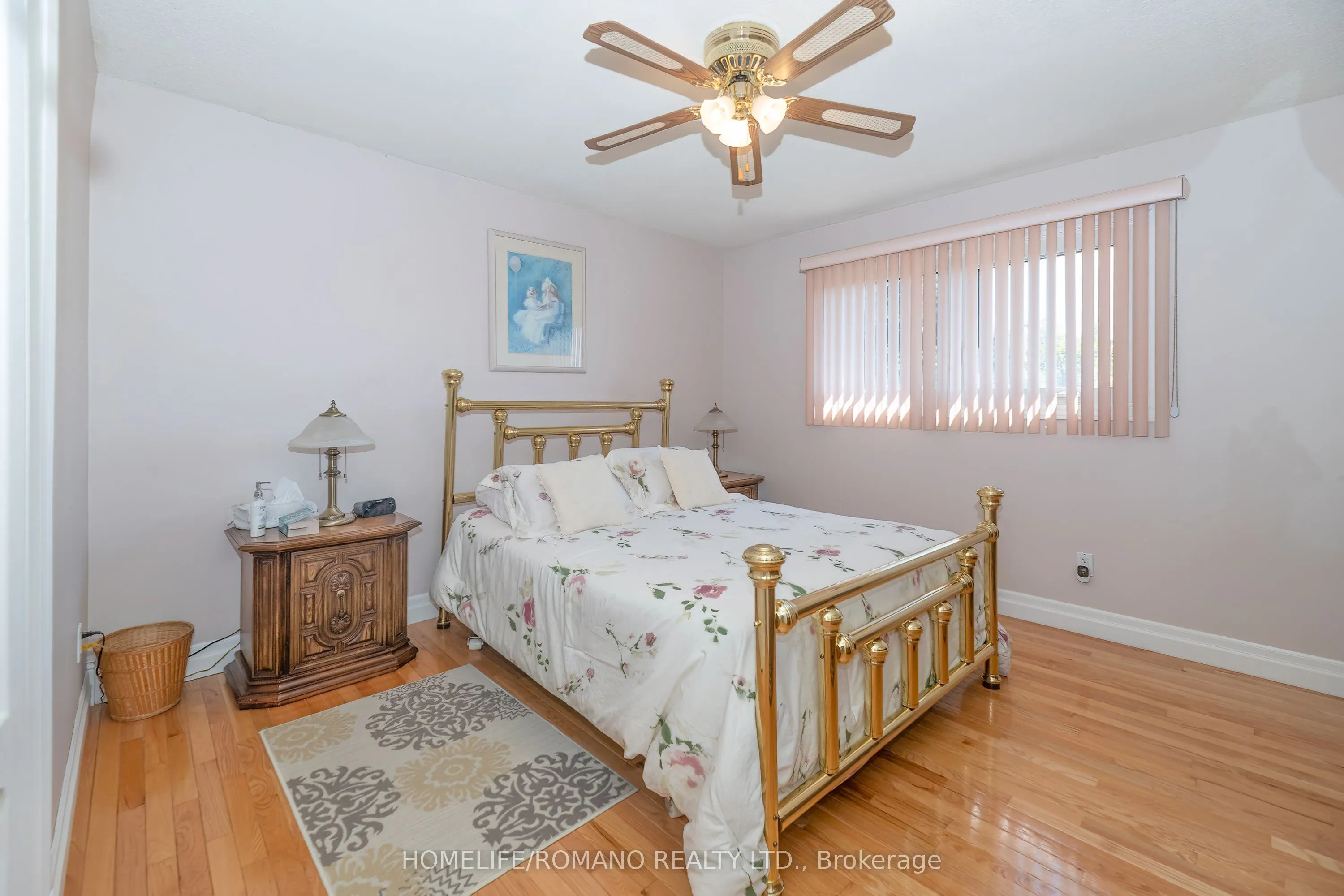 915 Lovingston Crescent