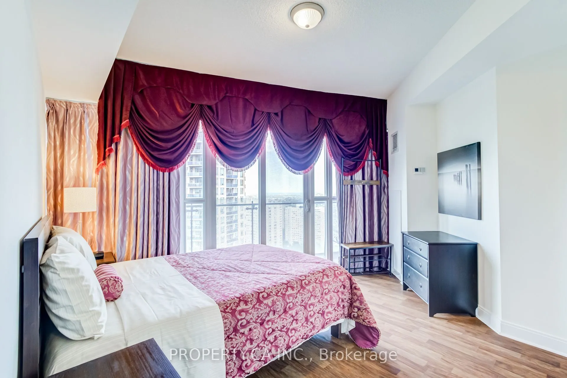 50 Absolute Avenue #2503