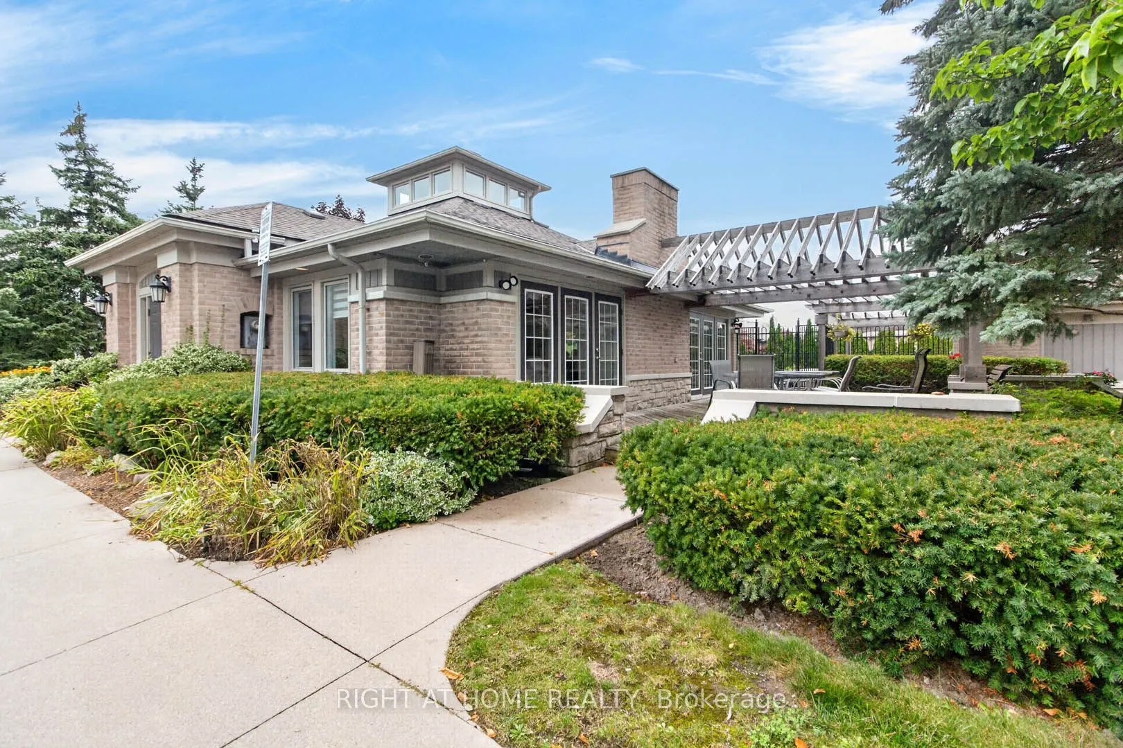 5480 Glen Erin Drive #83