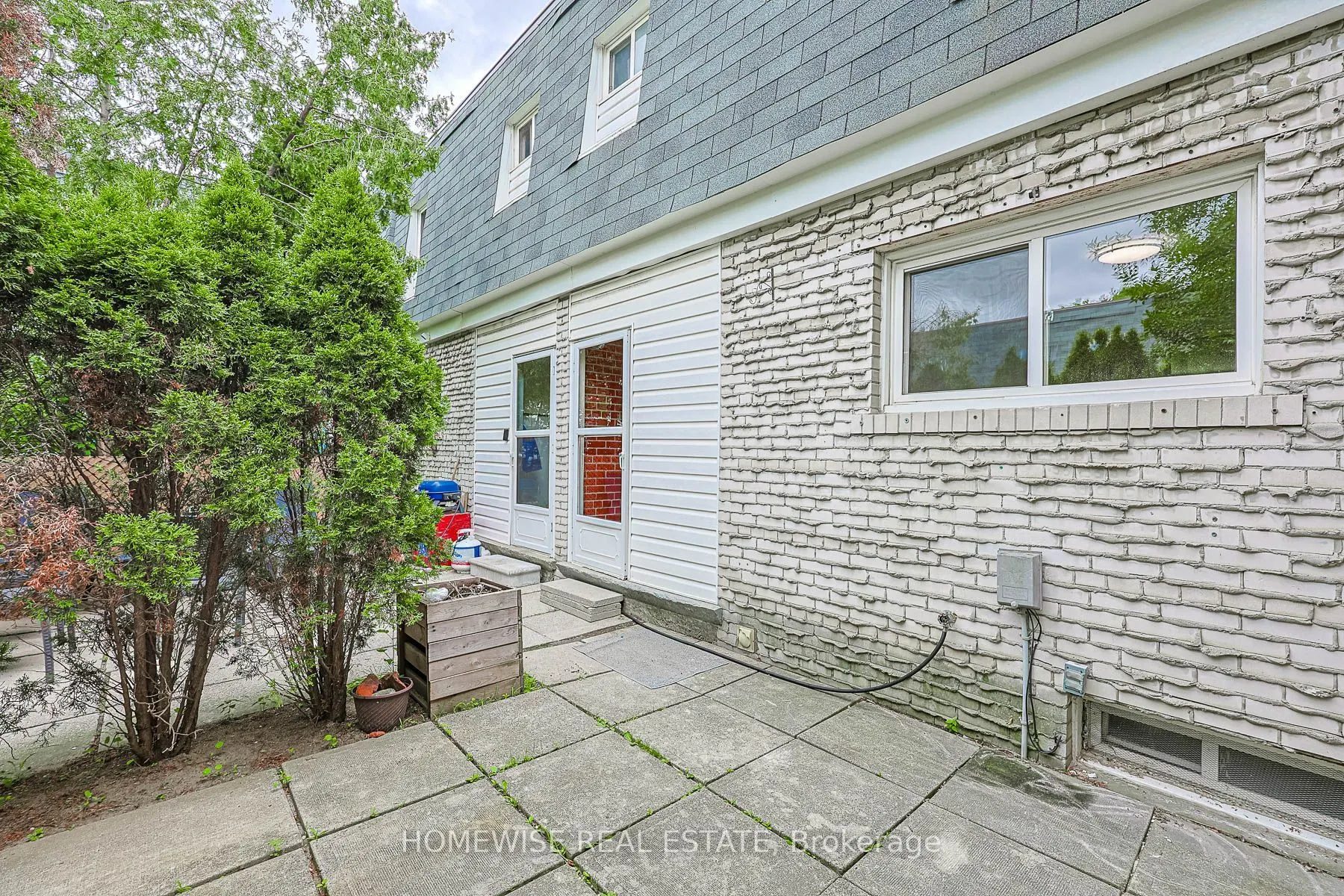 1350 Winding Trail #72