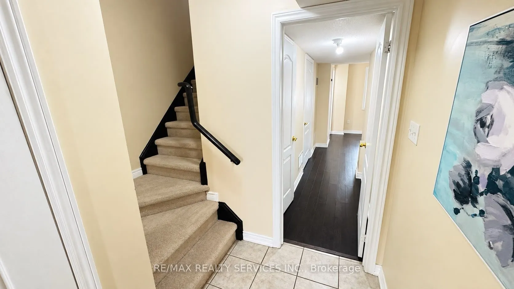 12 Urbana Road