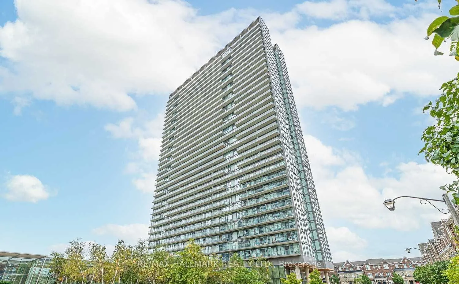 105 The Queensway Avenue #1414