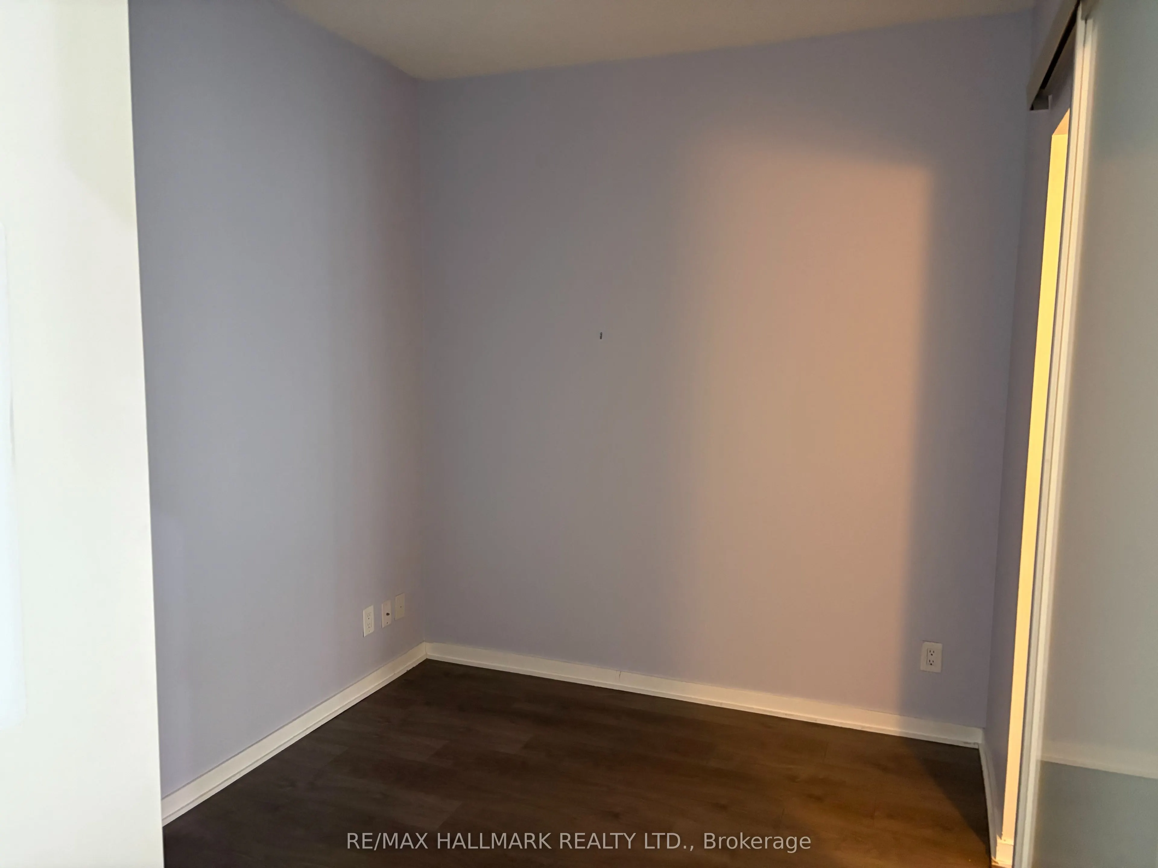 105 The Queensway Avenue #1414