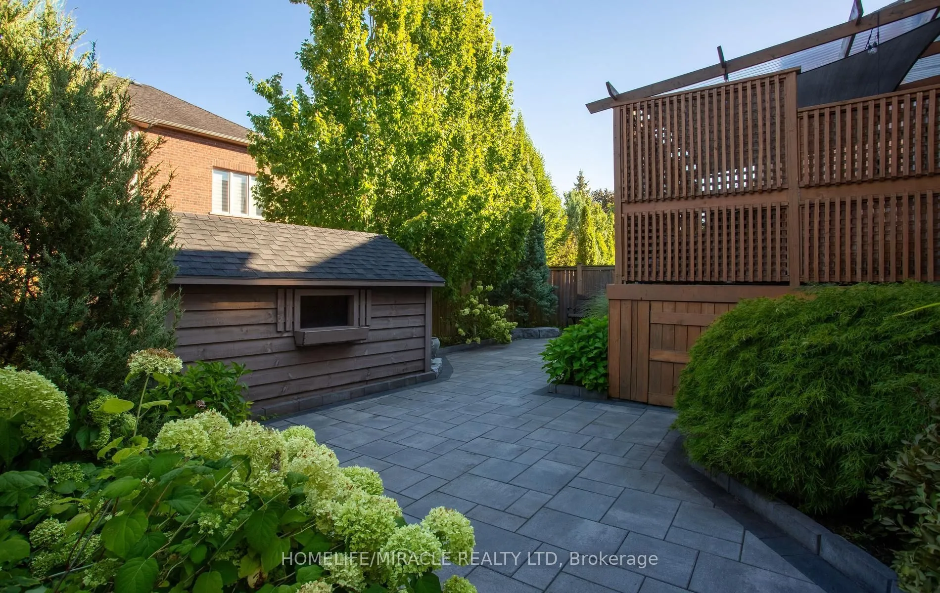 3330 Raspberry Bush Trail