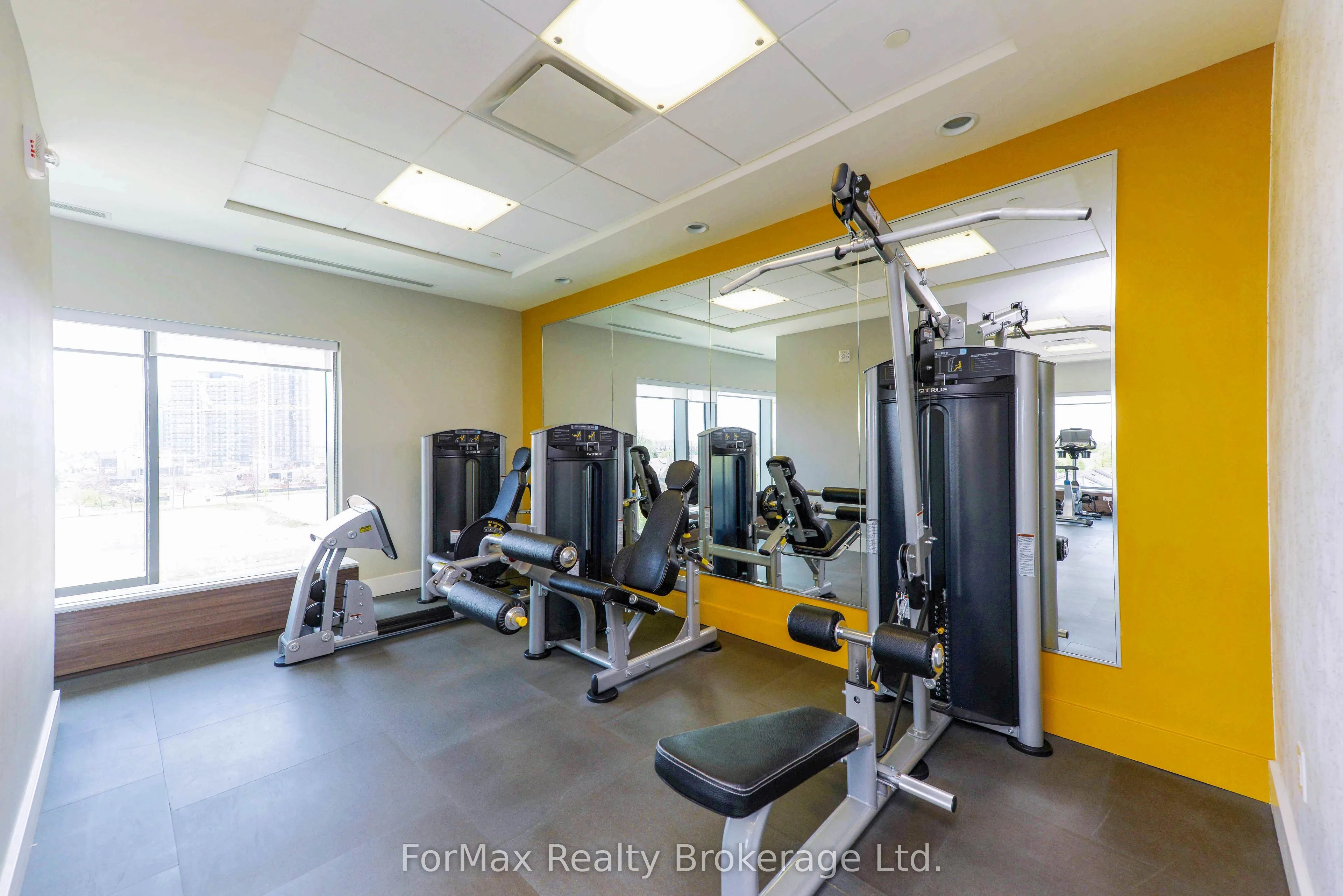 2560 Eglinton Avenue #103