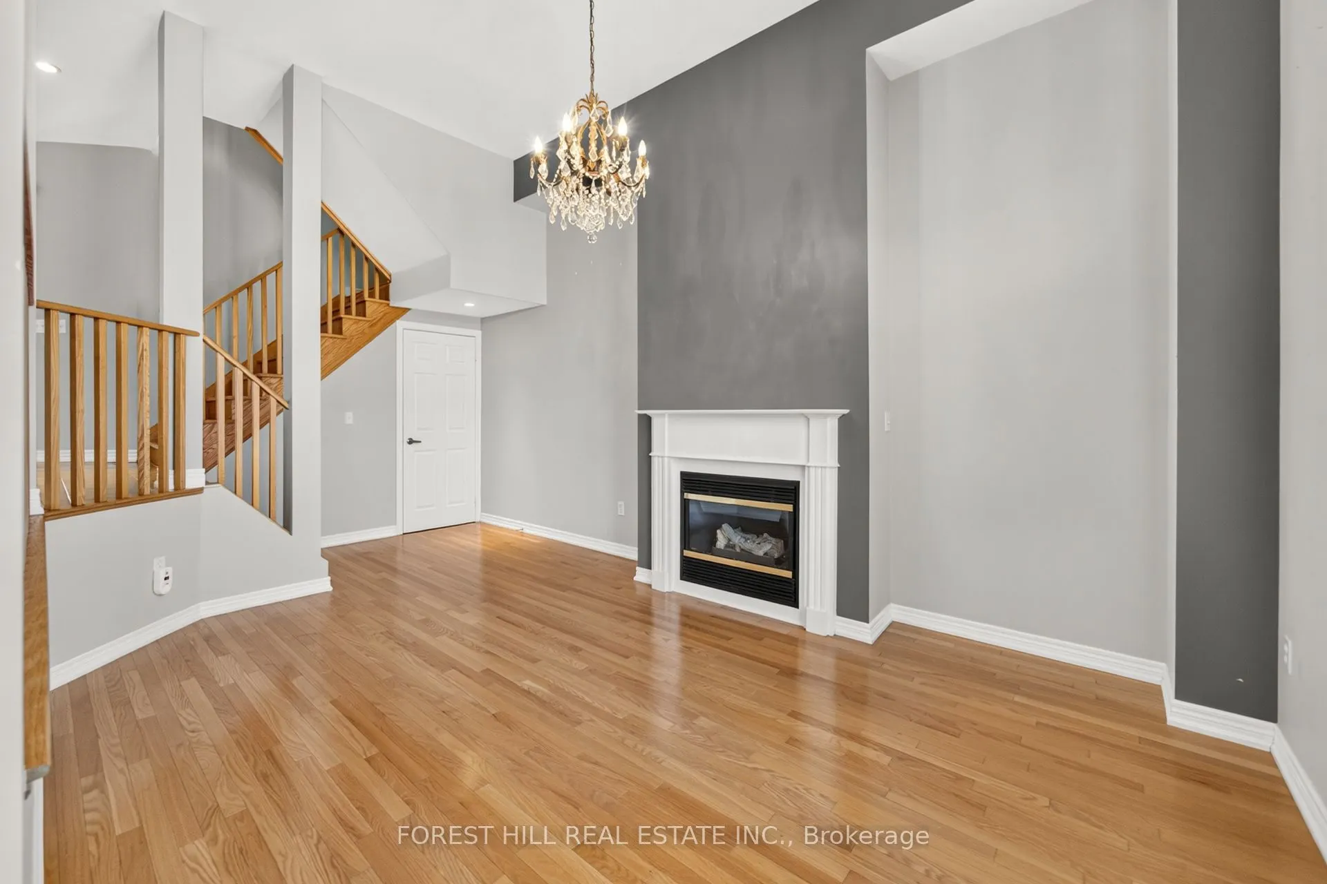 3549 Eglinton Avenue W