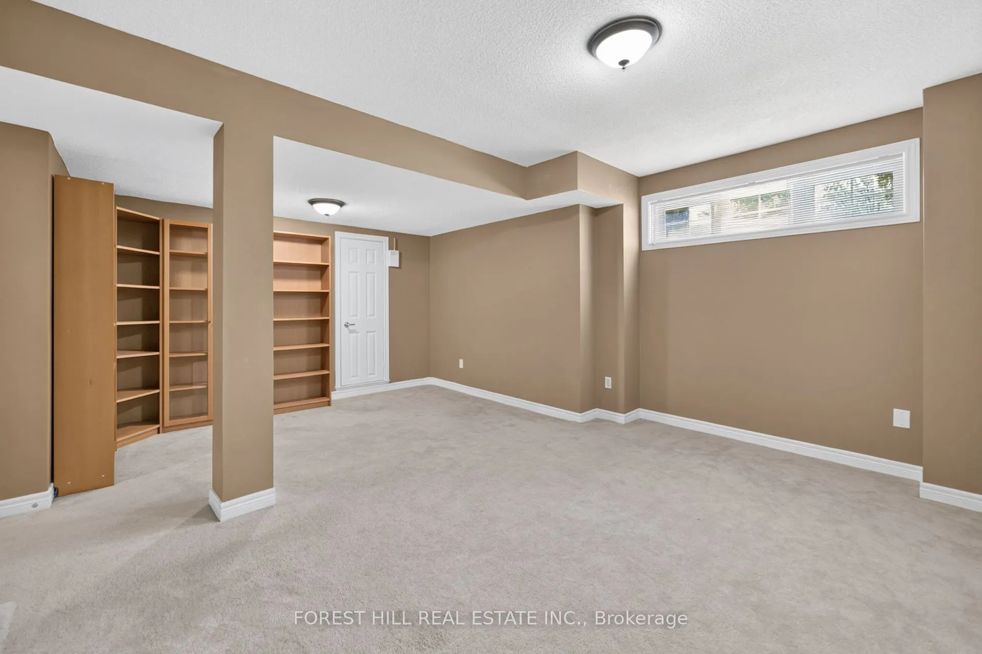 3549 Eglinton Avenue W