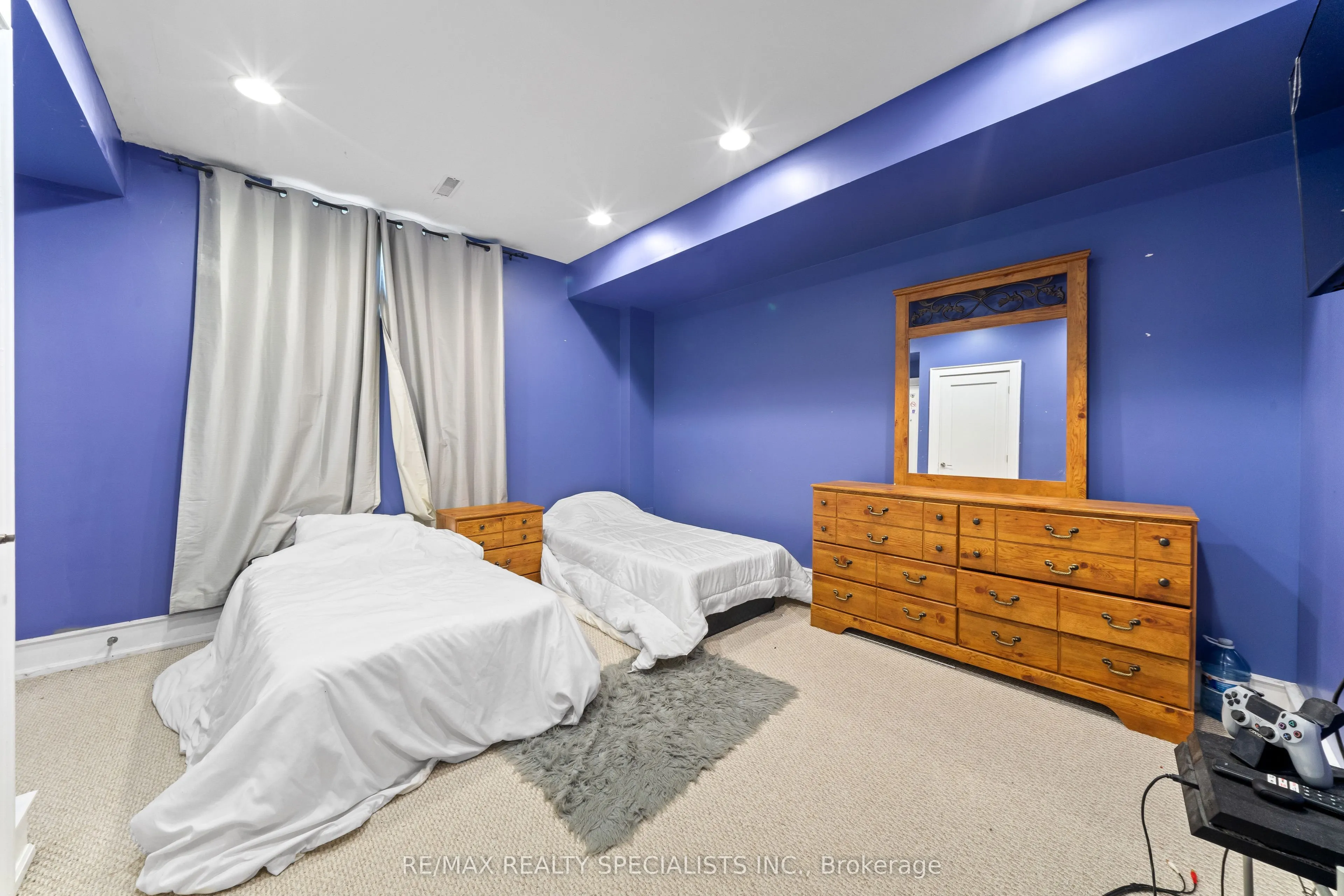 2489 Olinda Court