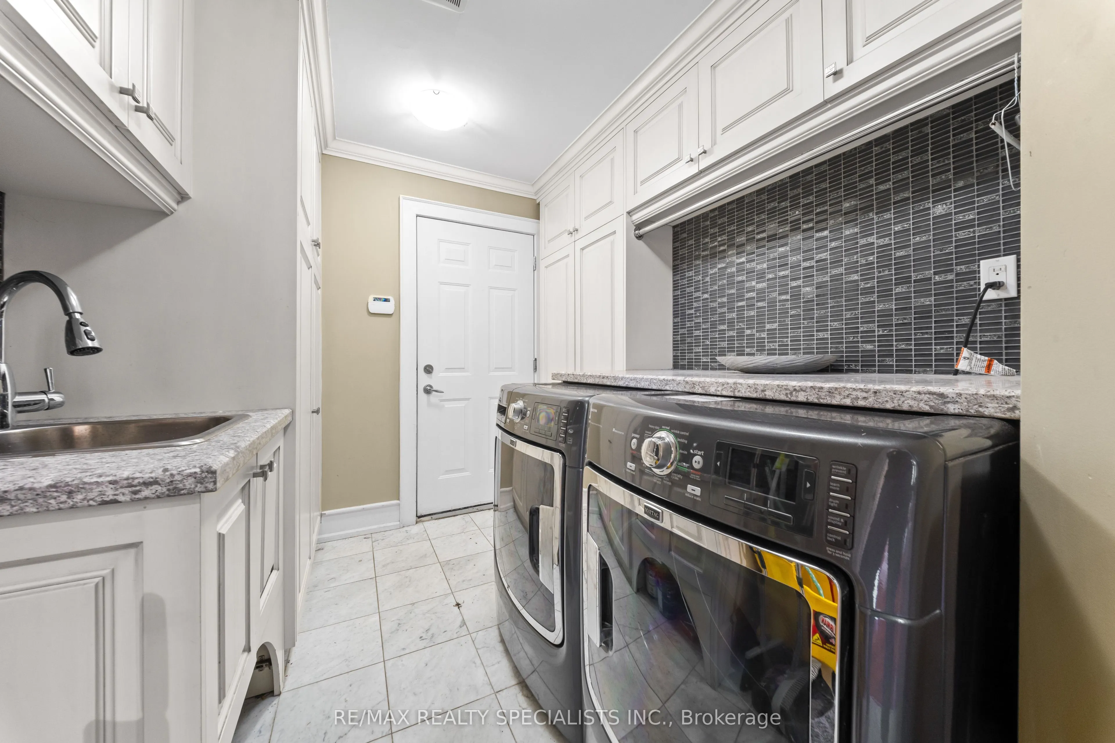 2489 Olinda Court