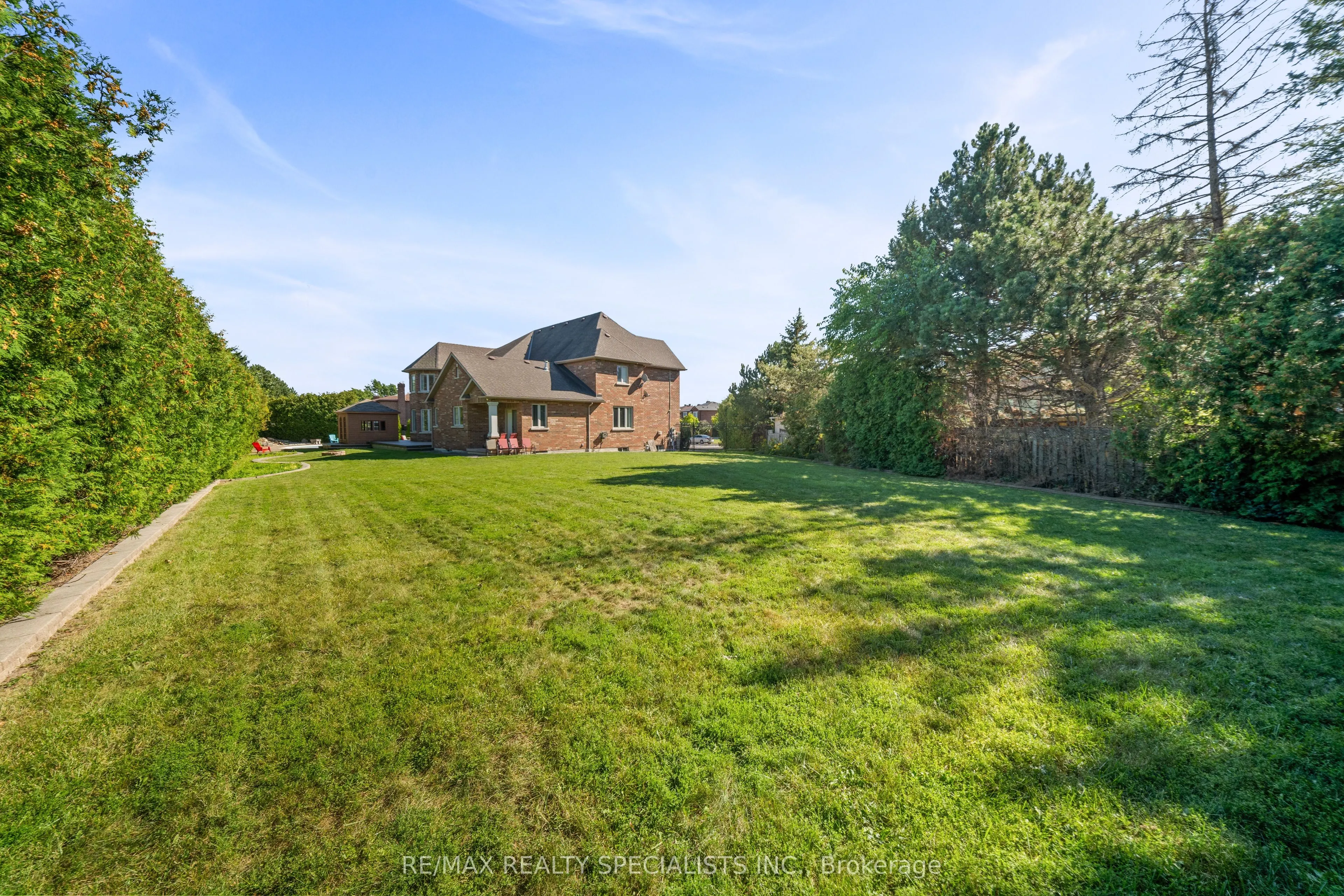 2489 Olinda Court