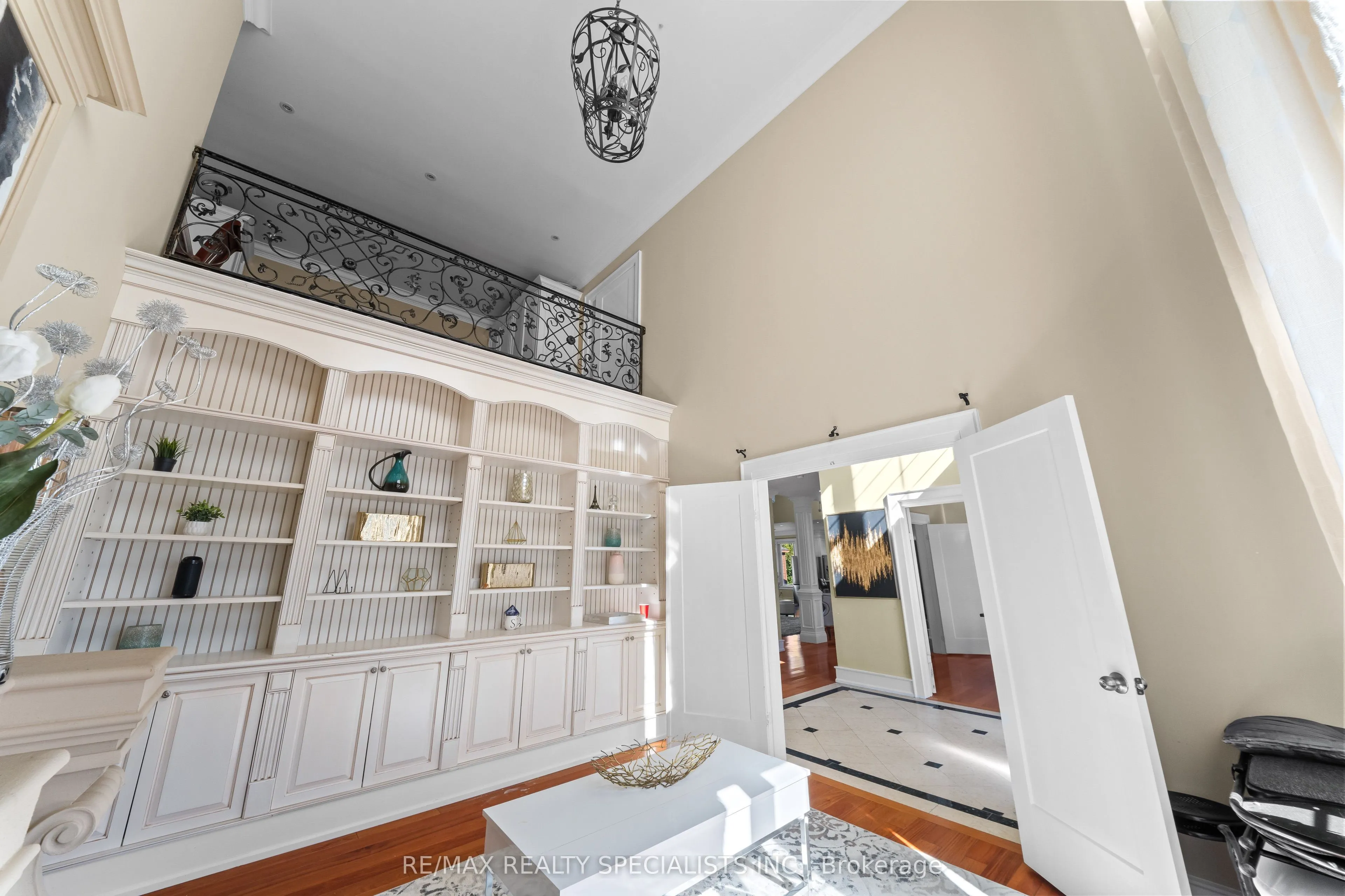 2489 Olinda Court