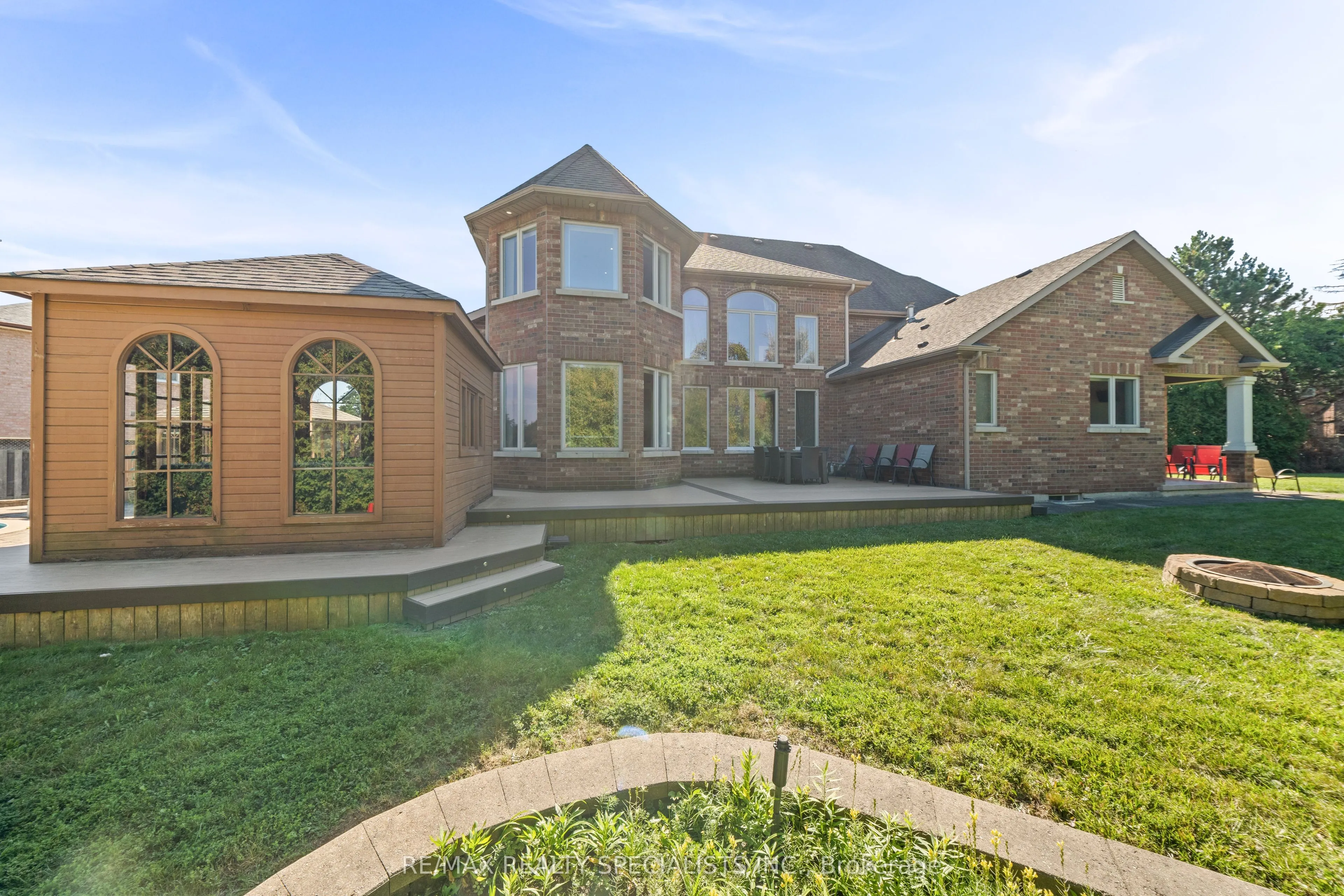 2489 Olinda Court