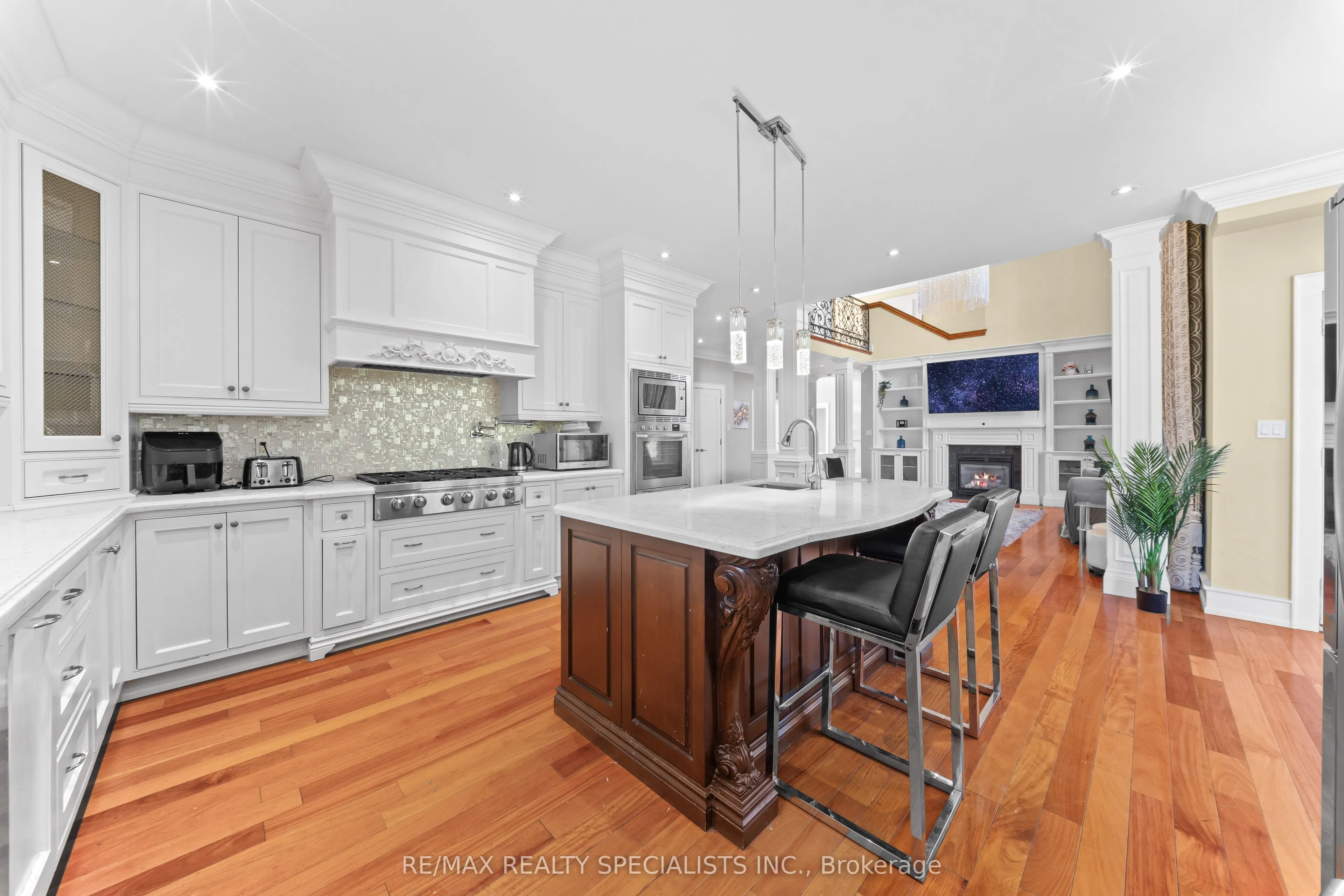 2489 Olinda Court