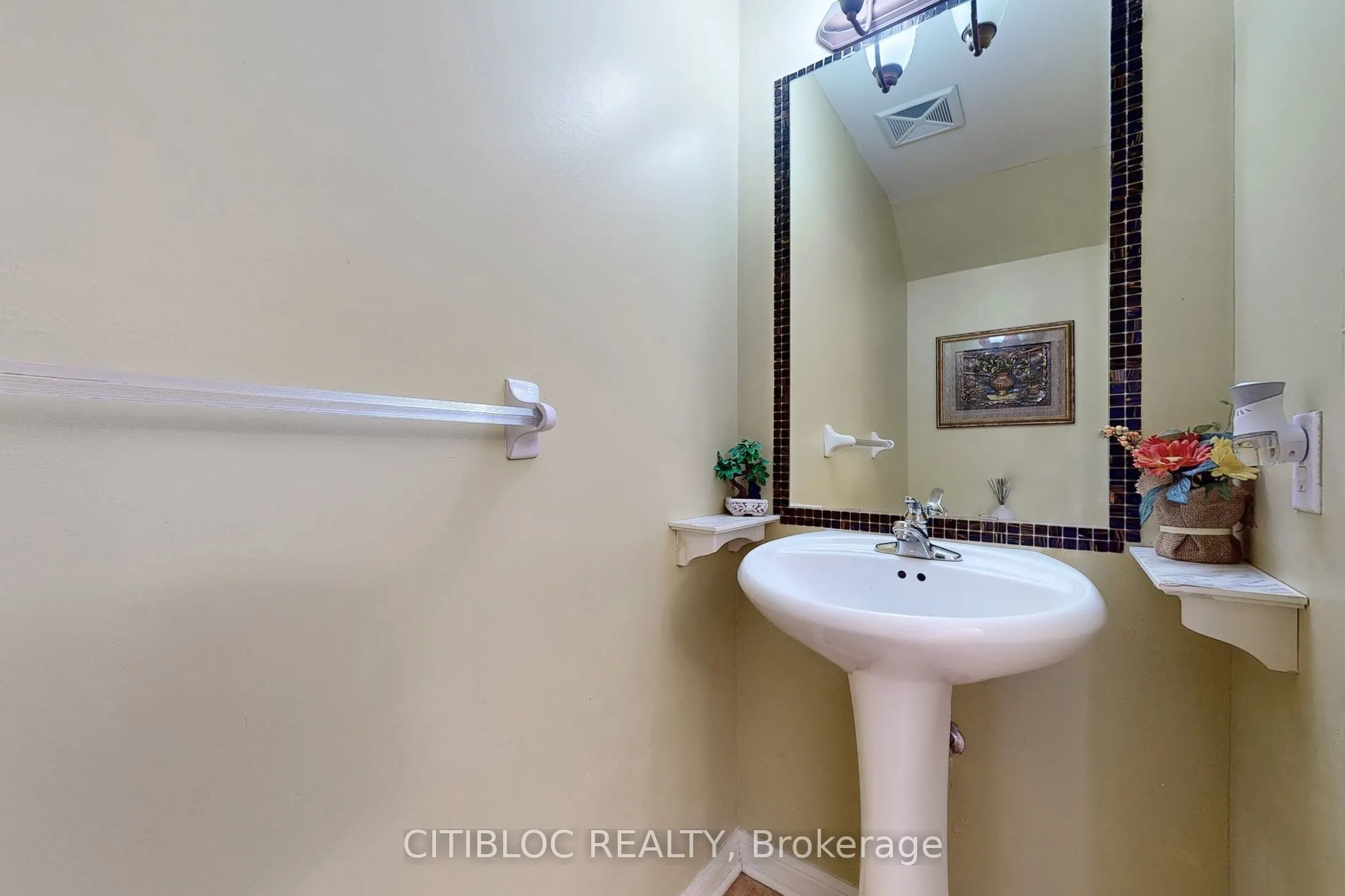 3029 Finch Avenue W #13