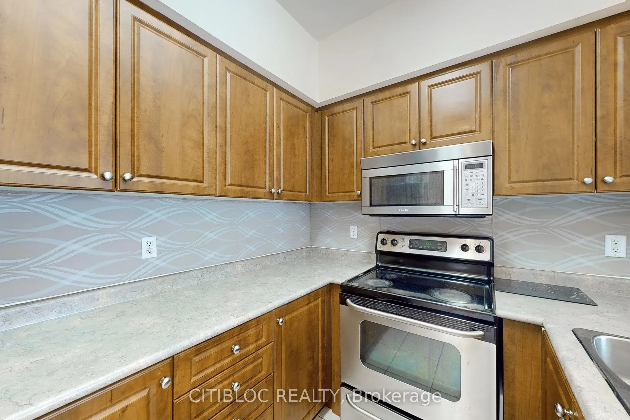 3029 Finch Avenue W #13