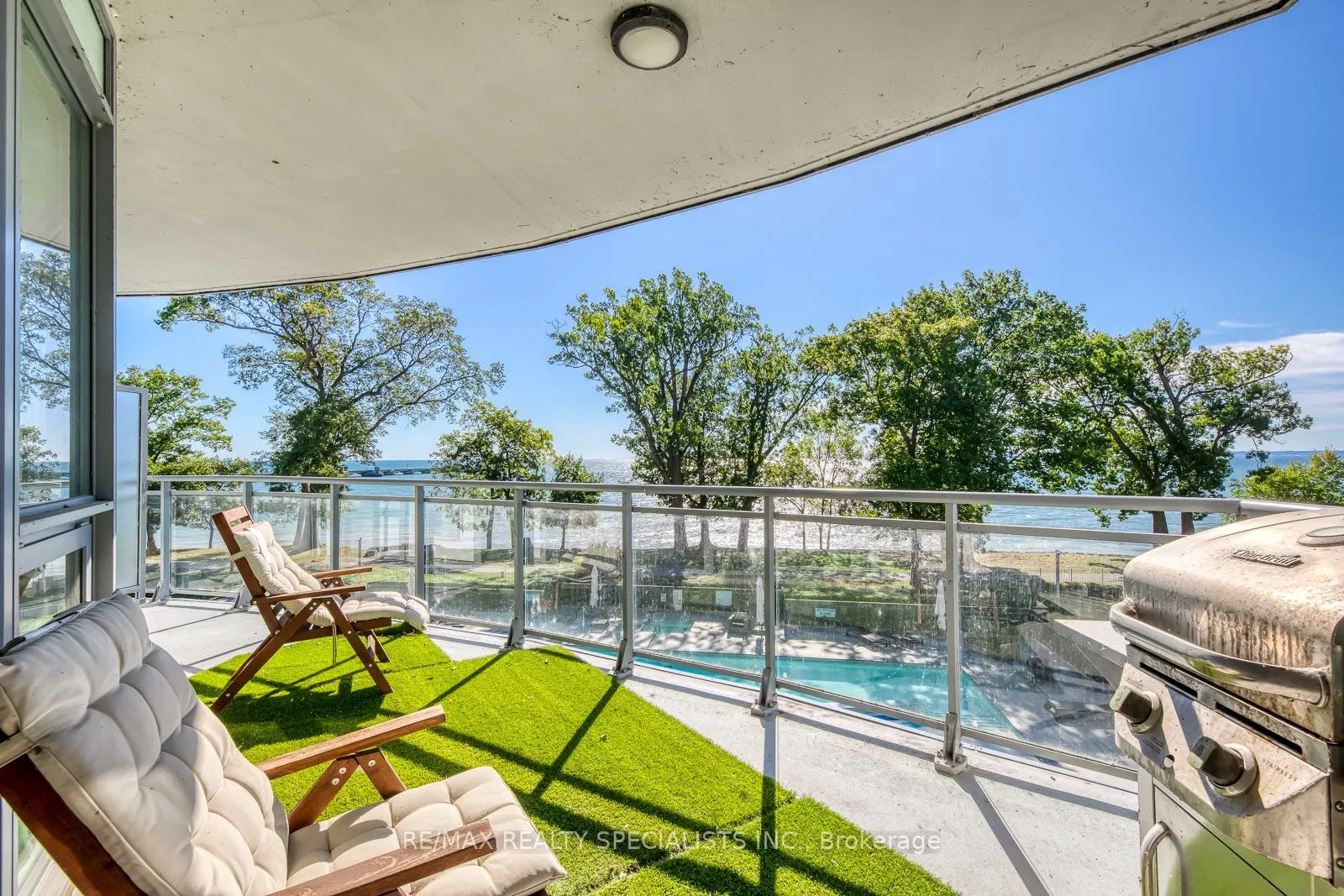 3500 Lakeshore Road W #316