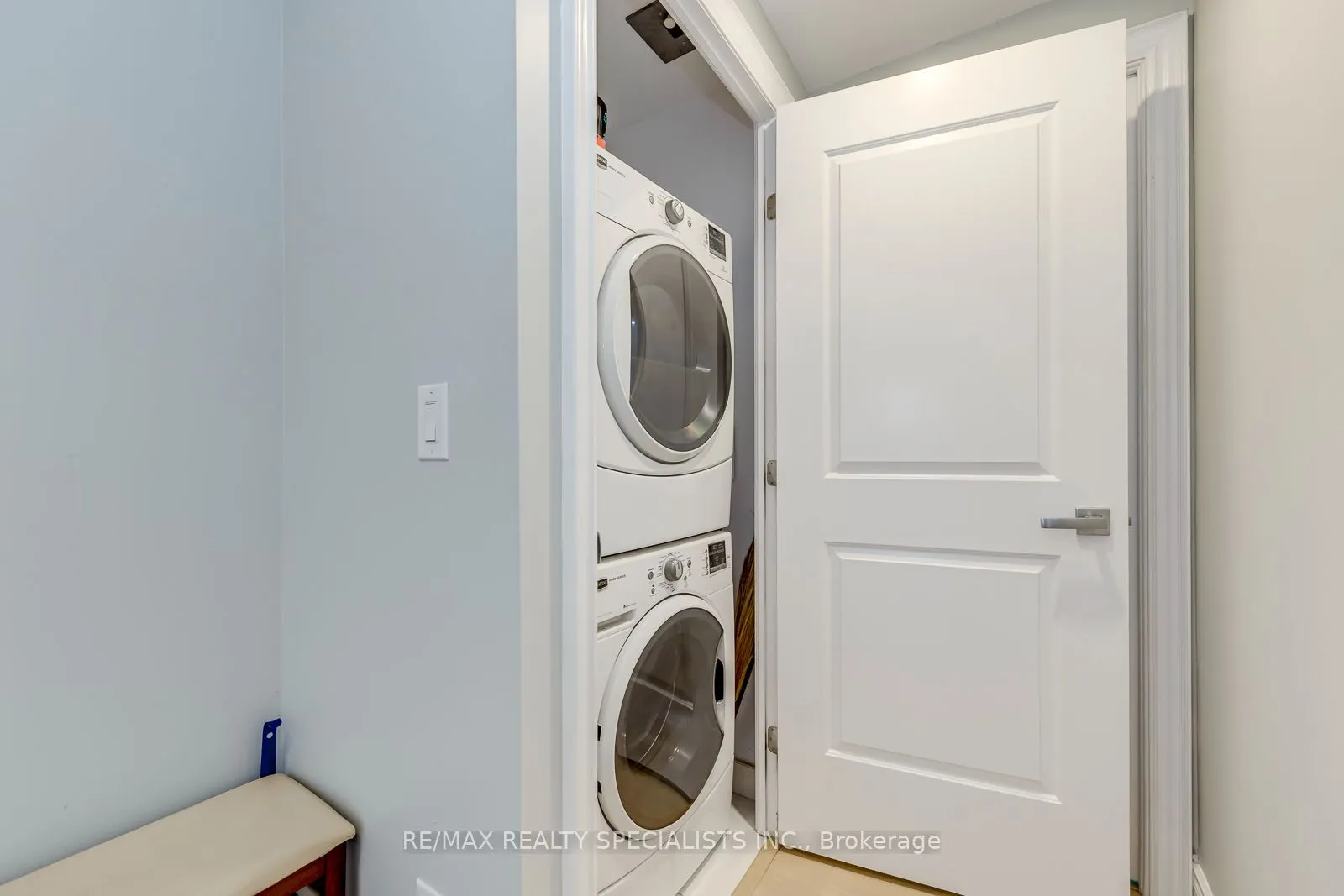 3500 Lakeshore Road W #316