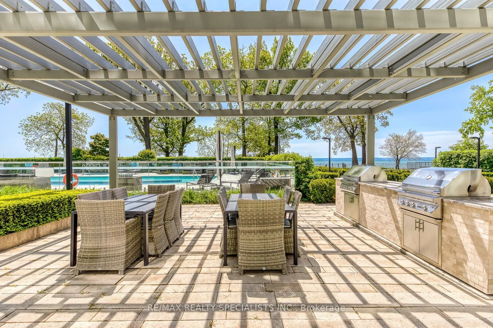 3500 Lakeshore Road W #316