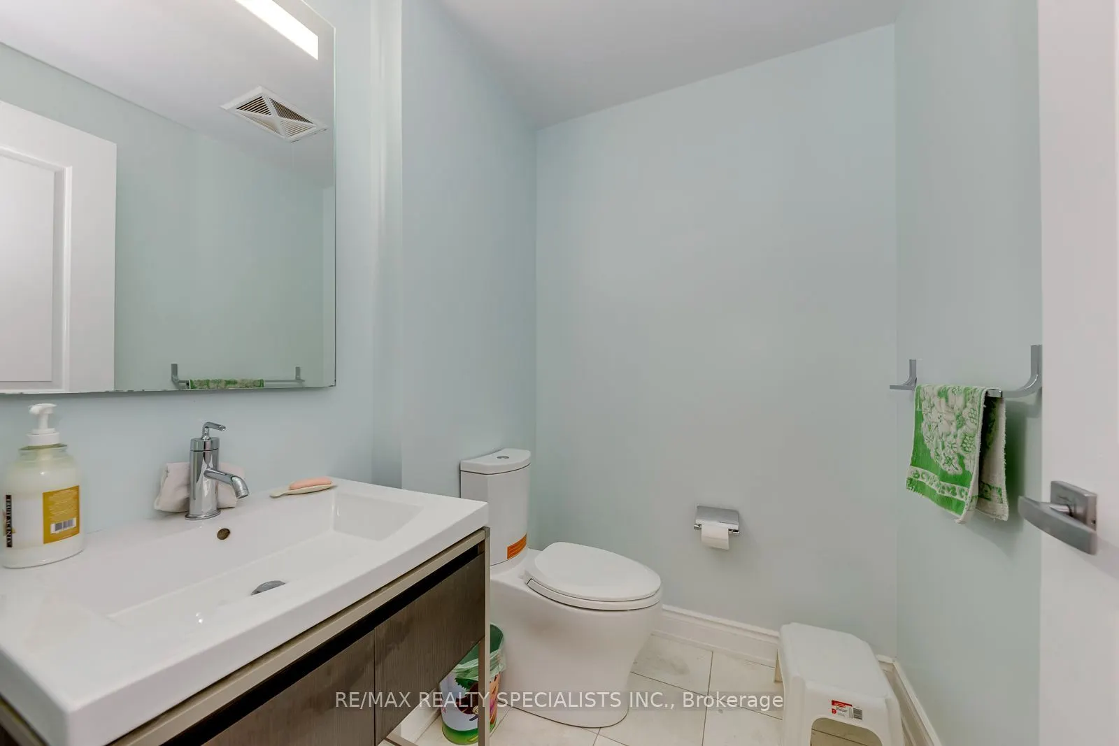 3500 Lakeshore Road W #316