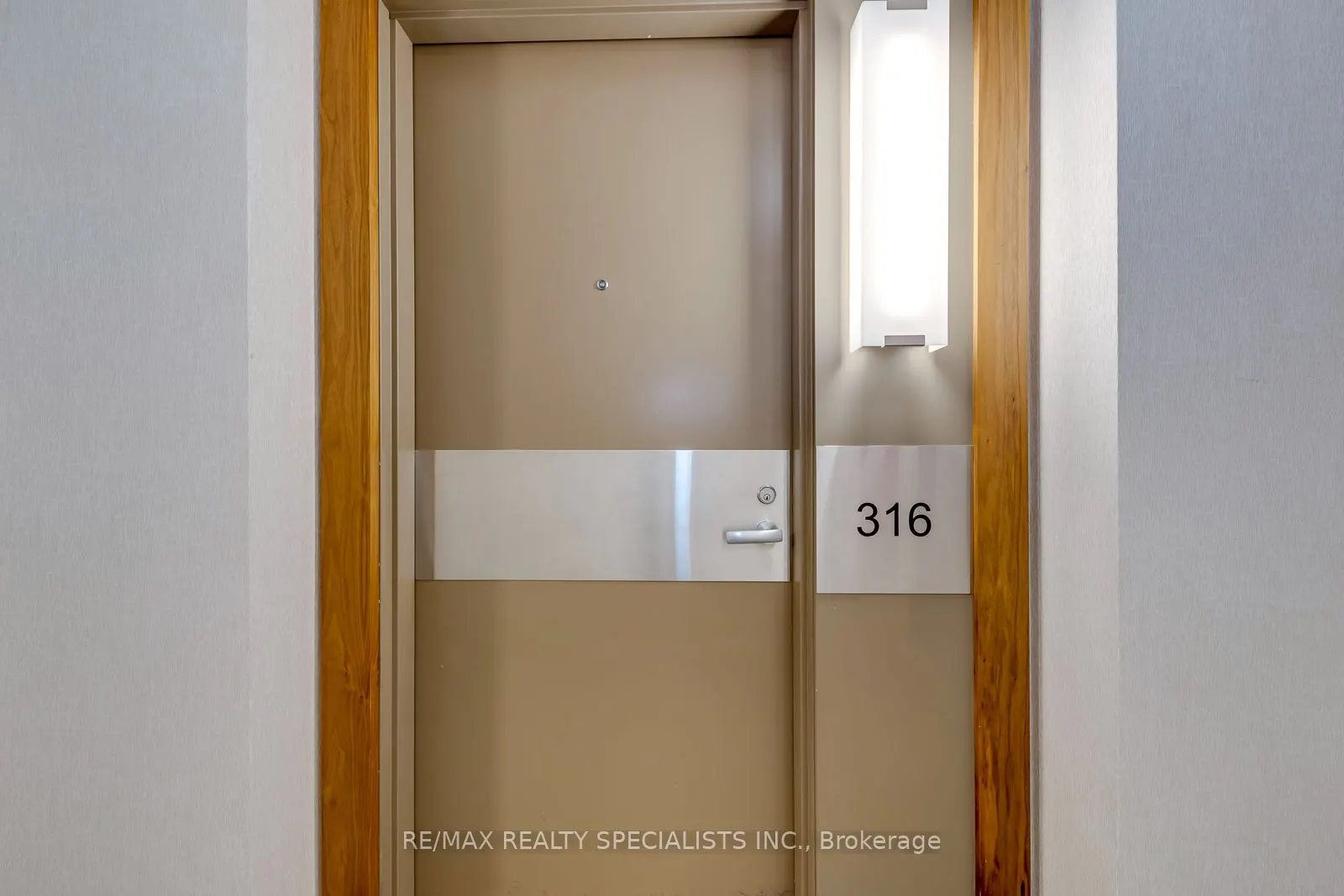 3500 Lakeshore Road W #316