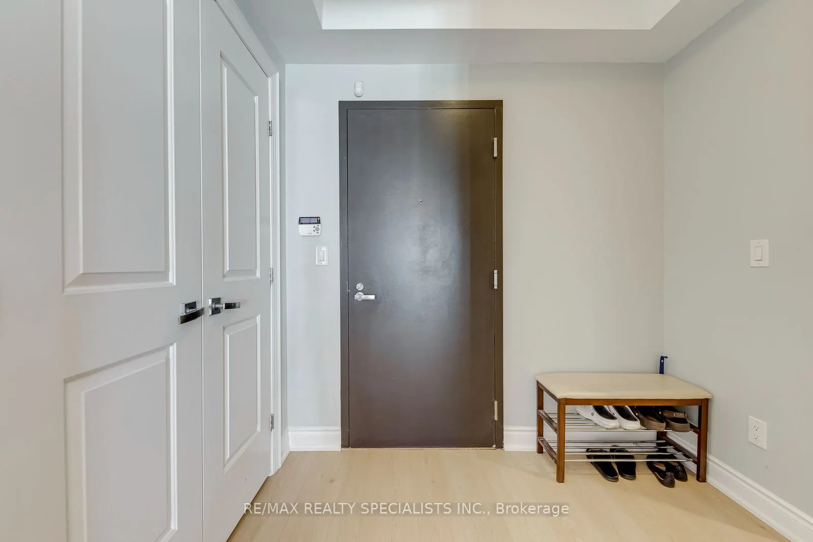 3500 Lakeshore Road W #316