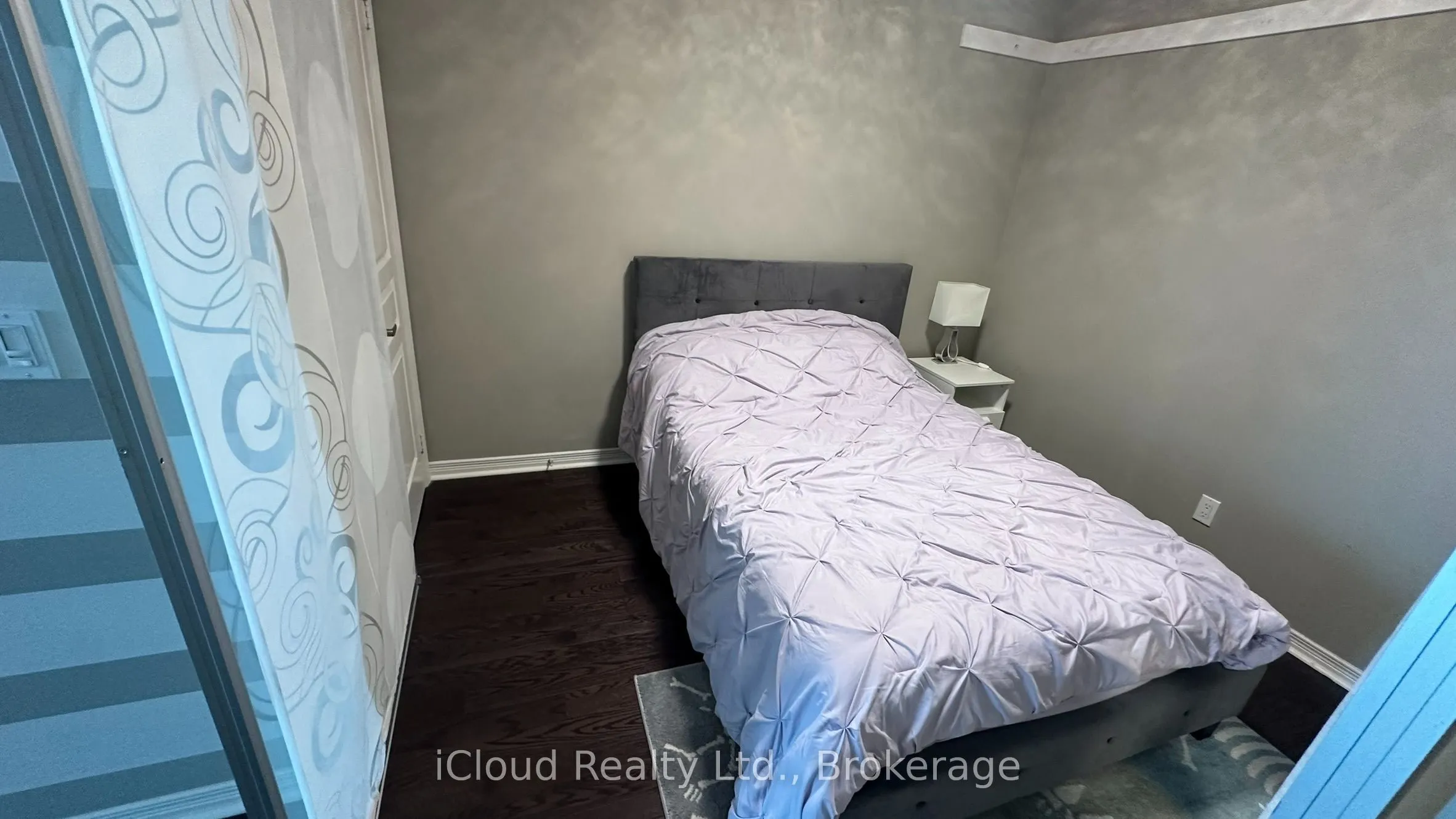 2230 Lake Shore Boulevard W #2102