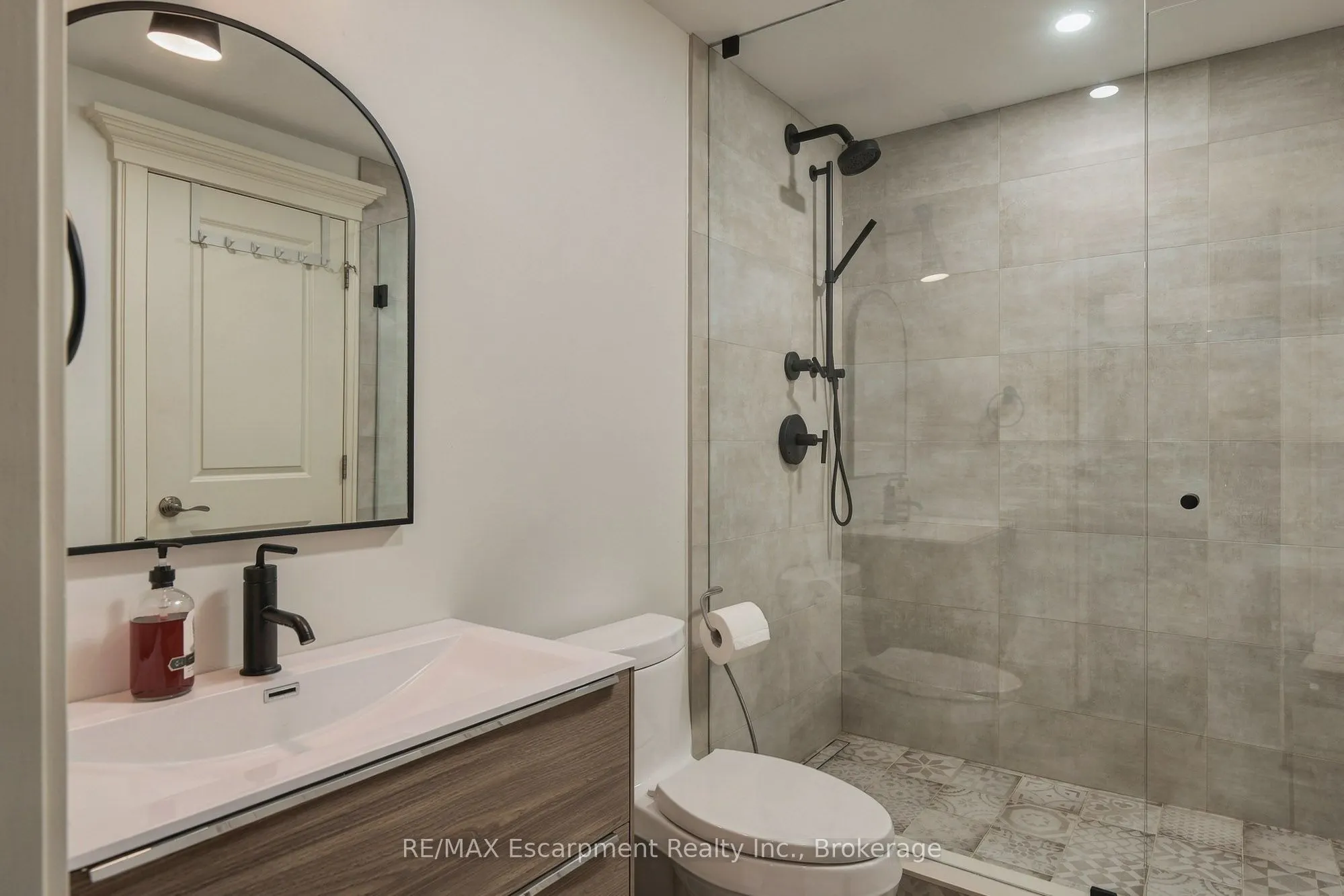 1074 Lavender Lane