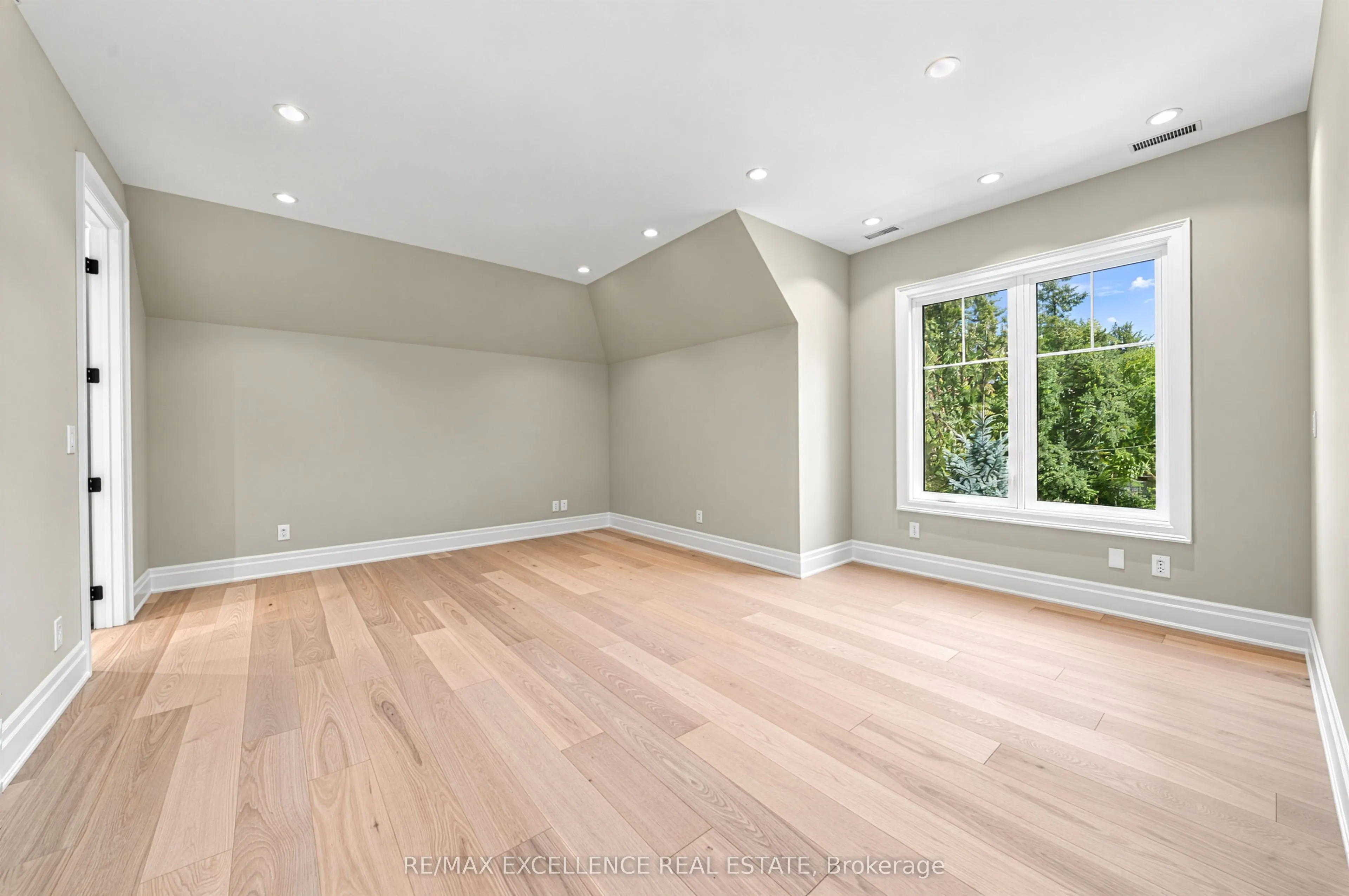 1618 Dogwood Trail