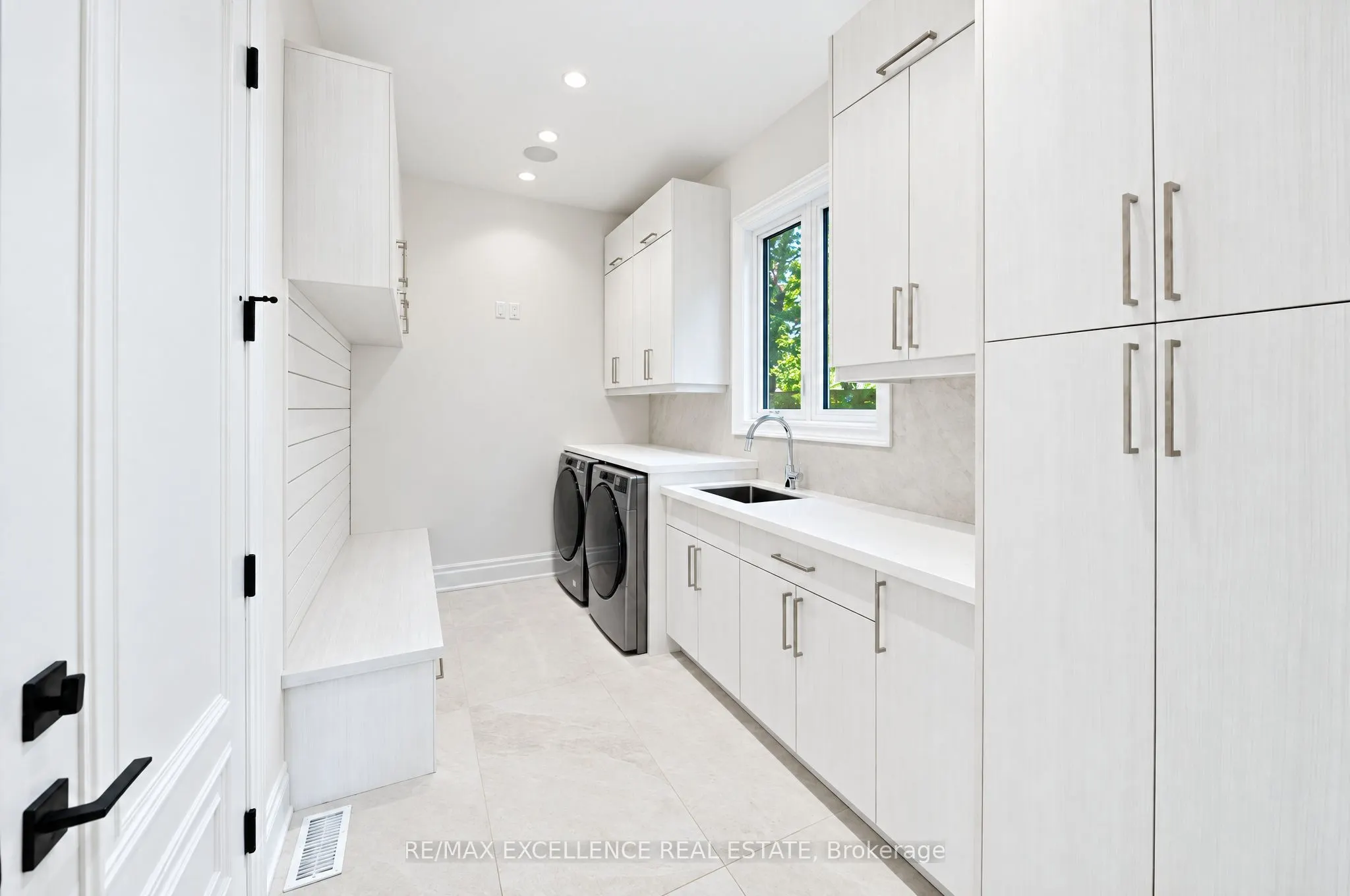 1618 Dogwood Trail