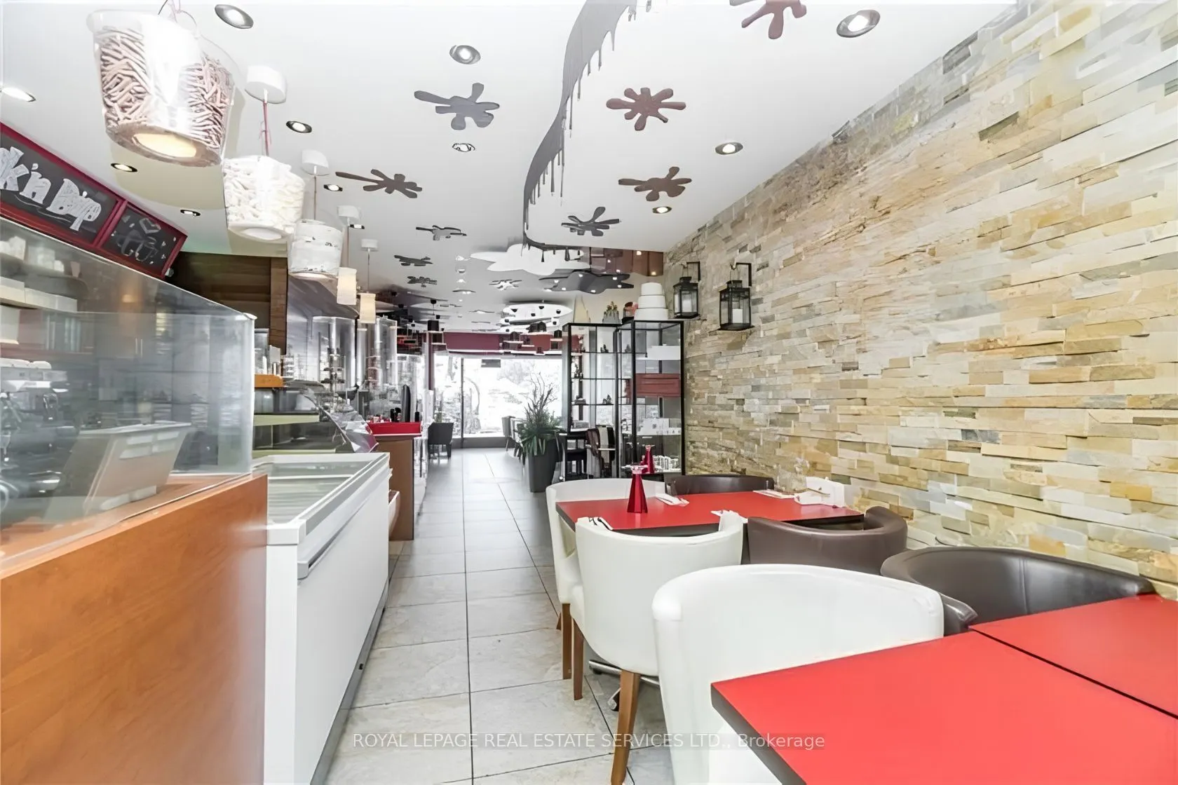 241-243 Lakeshore Road E
