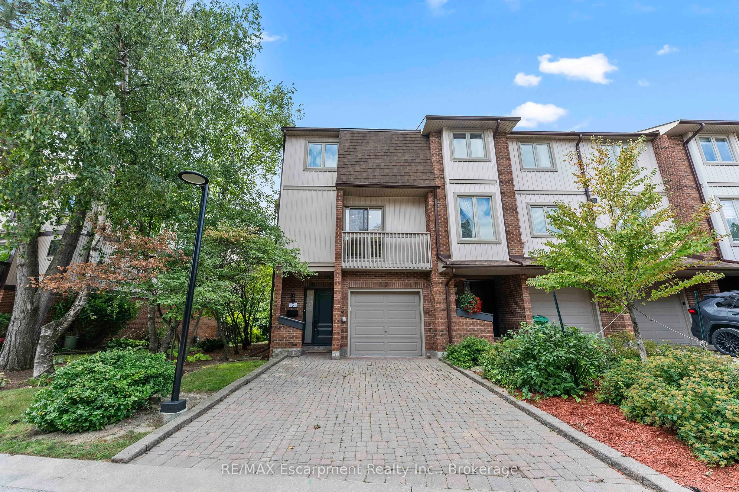 1160 Walden Circle #9
