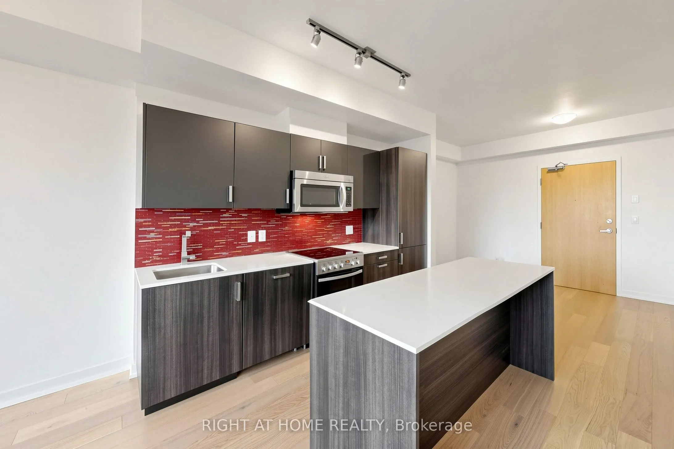 36 Howard Park Avenue #307