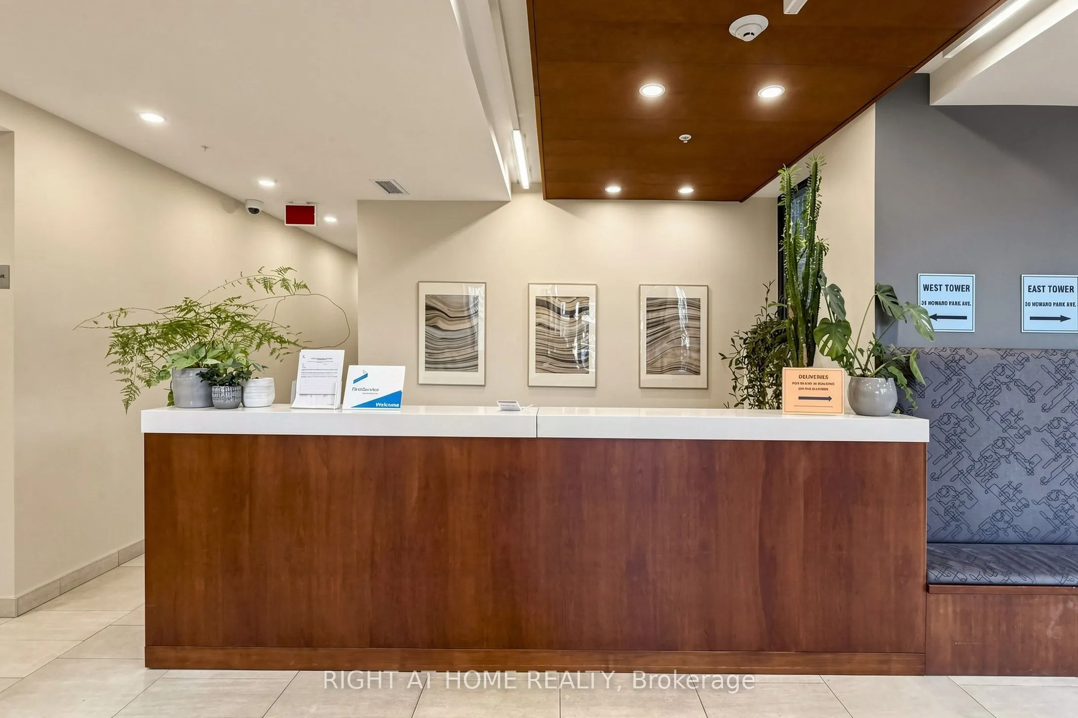 36 Howard Park Avenue #307