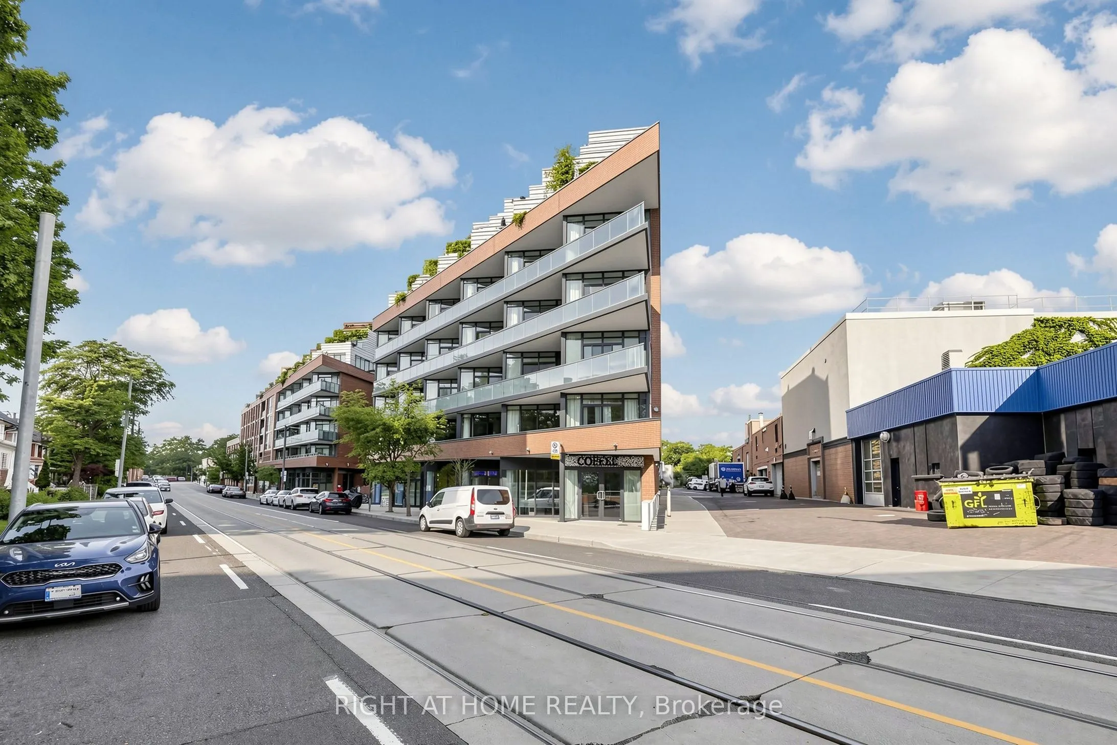36 Howard Park Avenue #307
