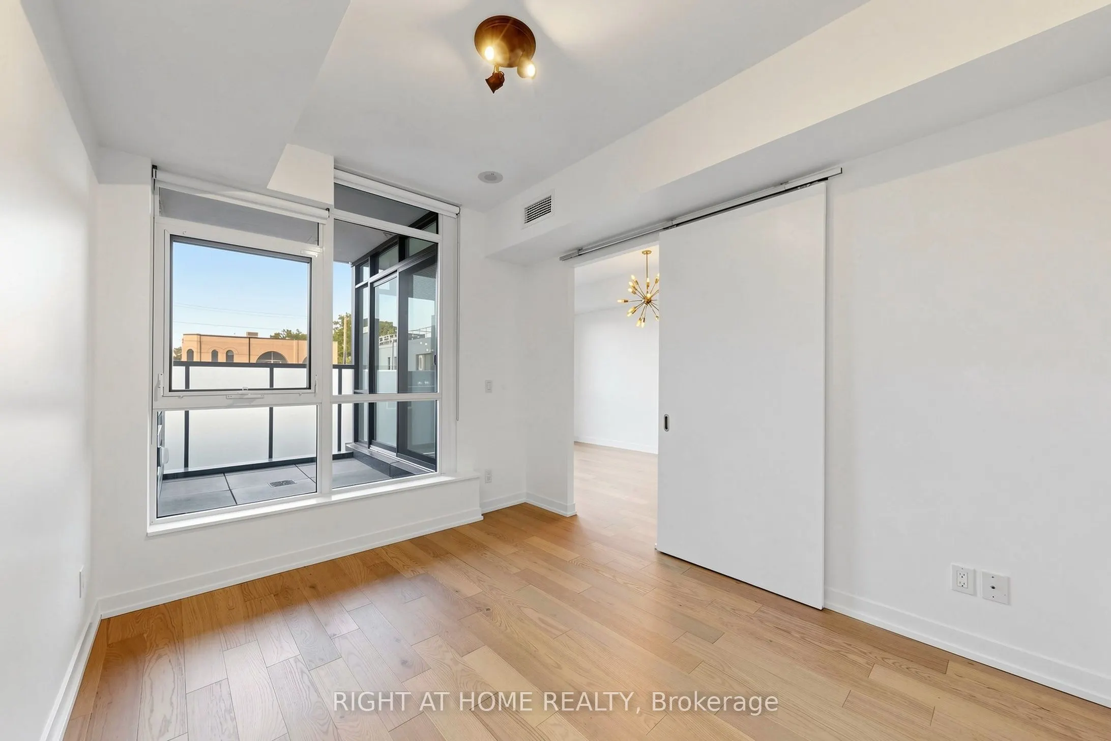 36 Howard Park Avenue #307