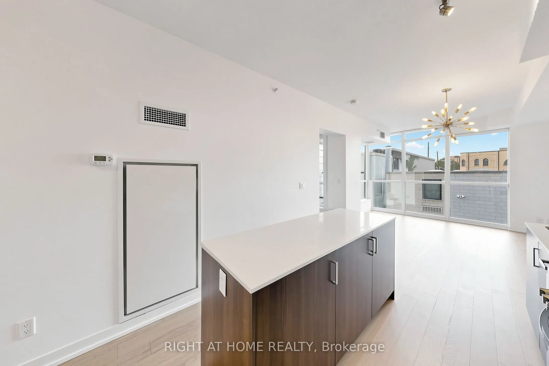 36 Howard Park Avenue #307